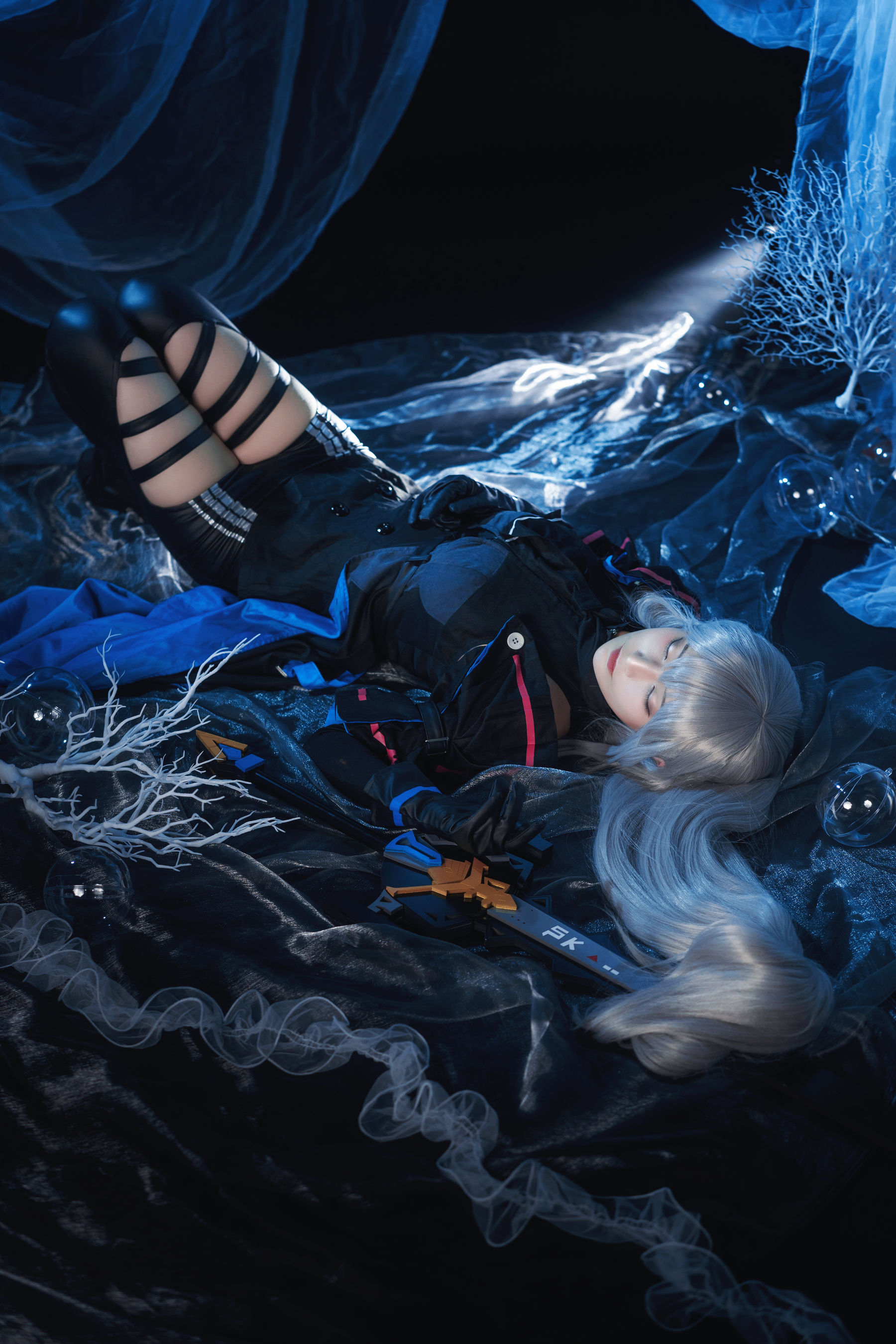 动漫博主铁板烧鬼舞w – 斯卡蒂 [31P] - 秀人网免费无水印在线套图写真