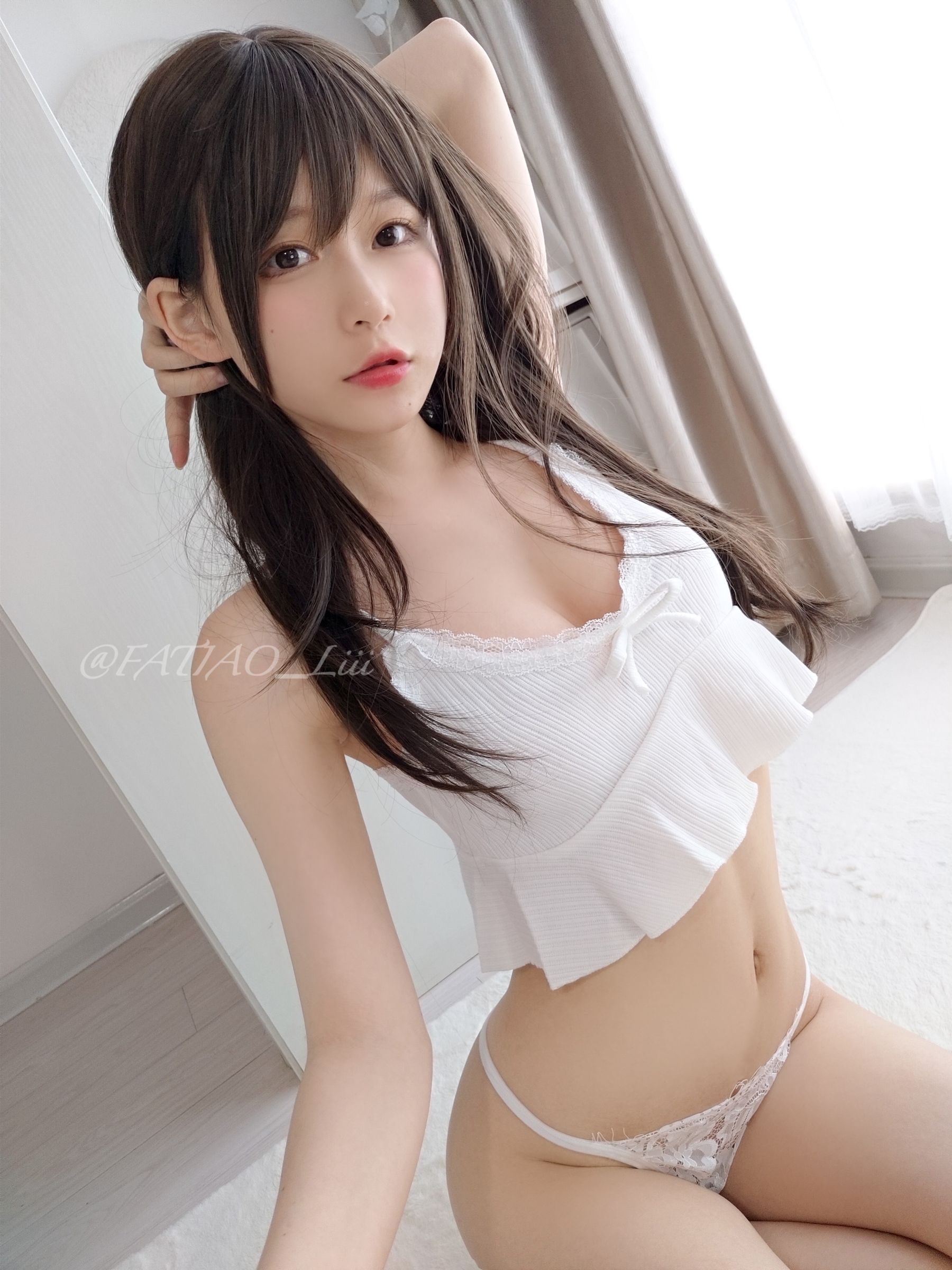 迷之呆梨(发条少女)[fantia] – 純白の梨 [34P] - 秀人网免费无水印在线套图写真