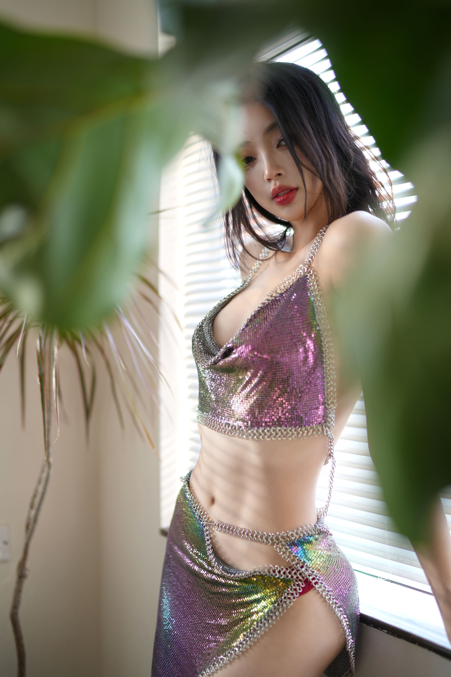 徐珺大哥 – 彩虹光辉 [26P] - 秀人网免费无水印在线套图写真