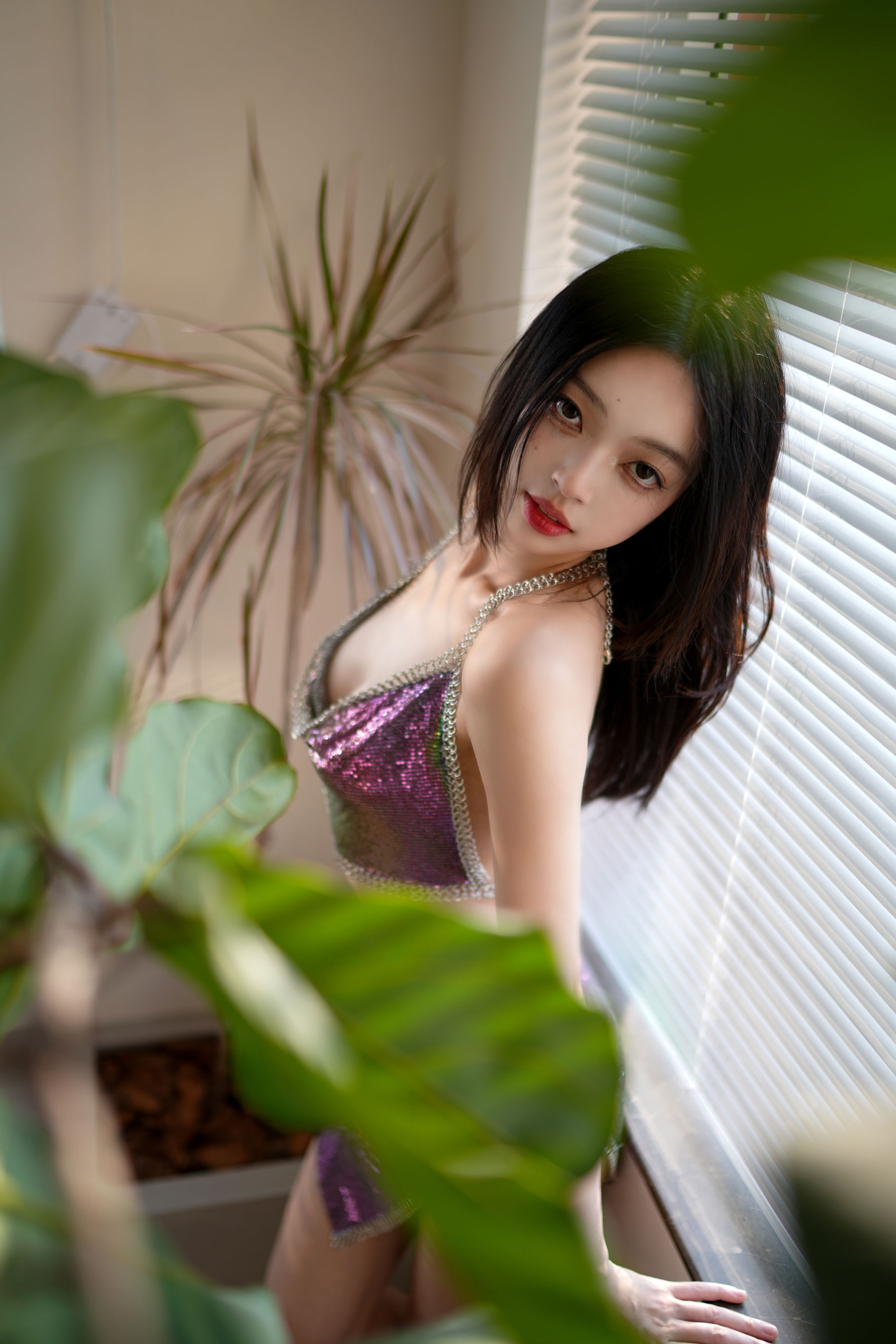 徐珺大哥 – 彩虹光辉 [26P] - 秀人网免费无水印在线套图写真