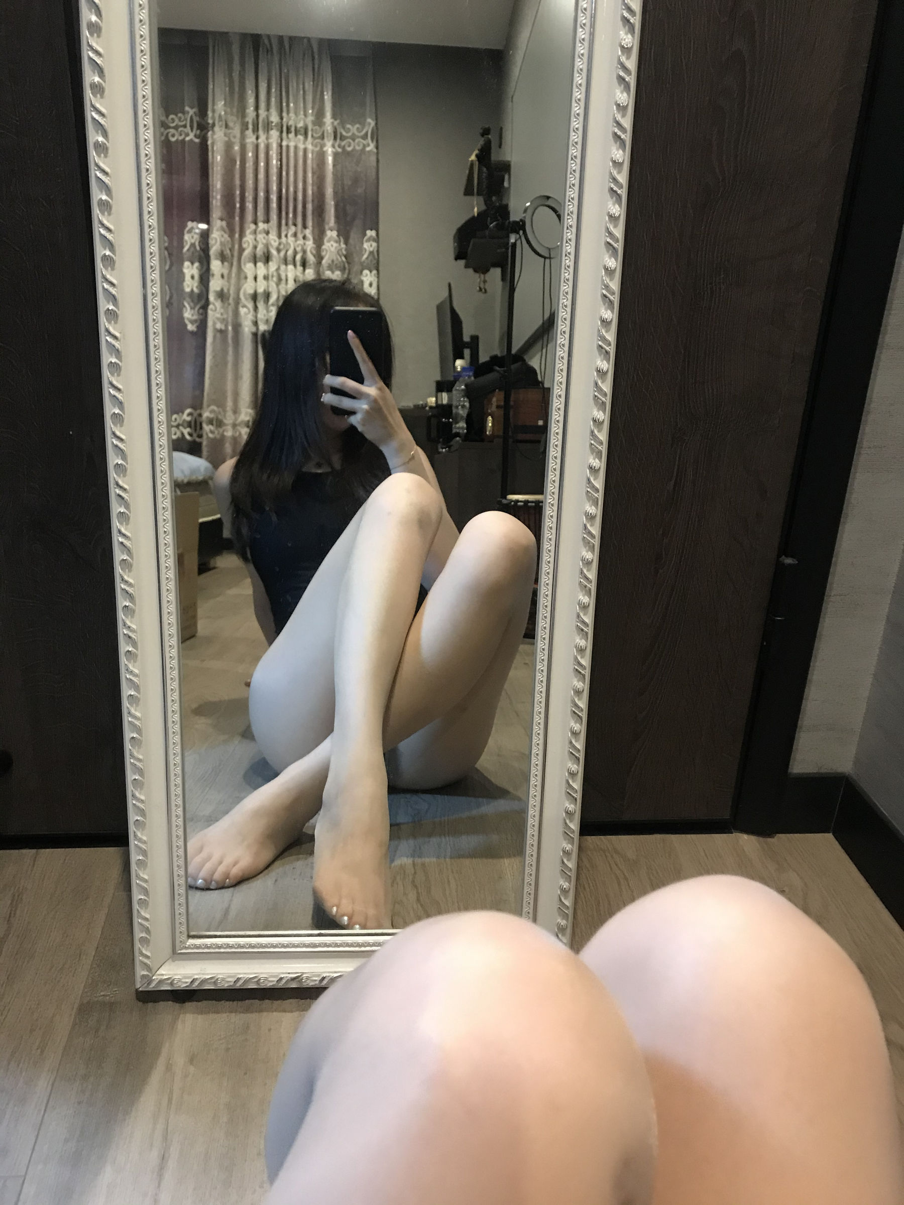 丝足博主麋鹿_Monroe 2020.06.18 无所事事 [38P] - 秀人网免费无水印在线套图写真