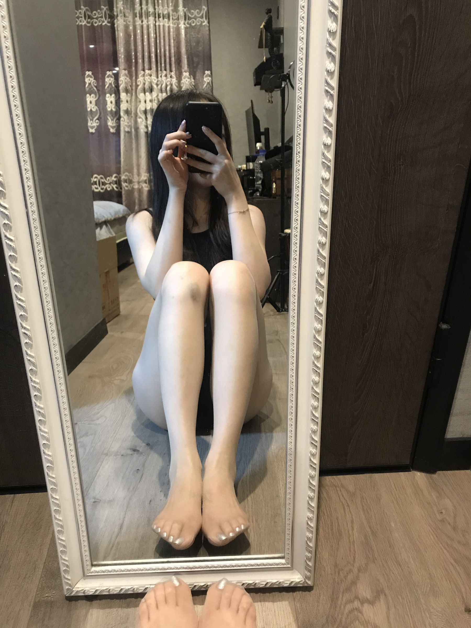 丝足博主麋鹿_Monroe 2020.06.18 无所事事 [38P] - 秀人网免费无水印在线套图写真