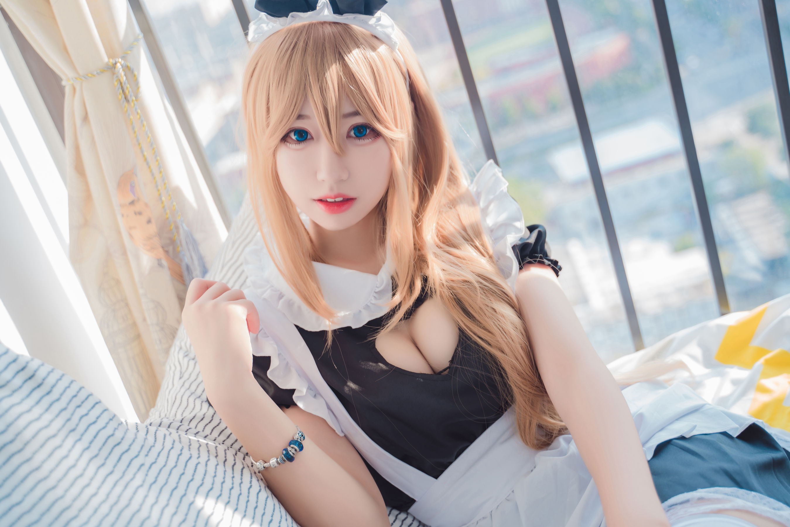 猫君君MaoJun – 猫猫的女仆装 [41P] - 秀人网免费无水印在线套图写真