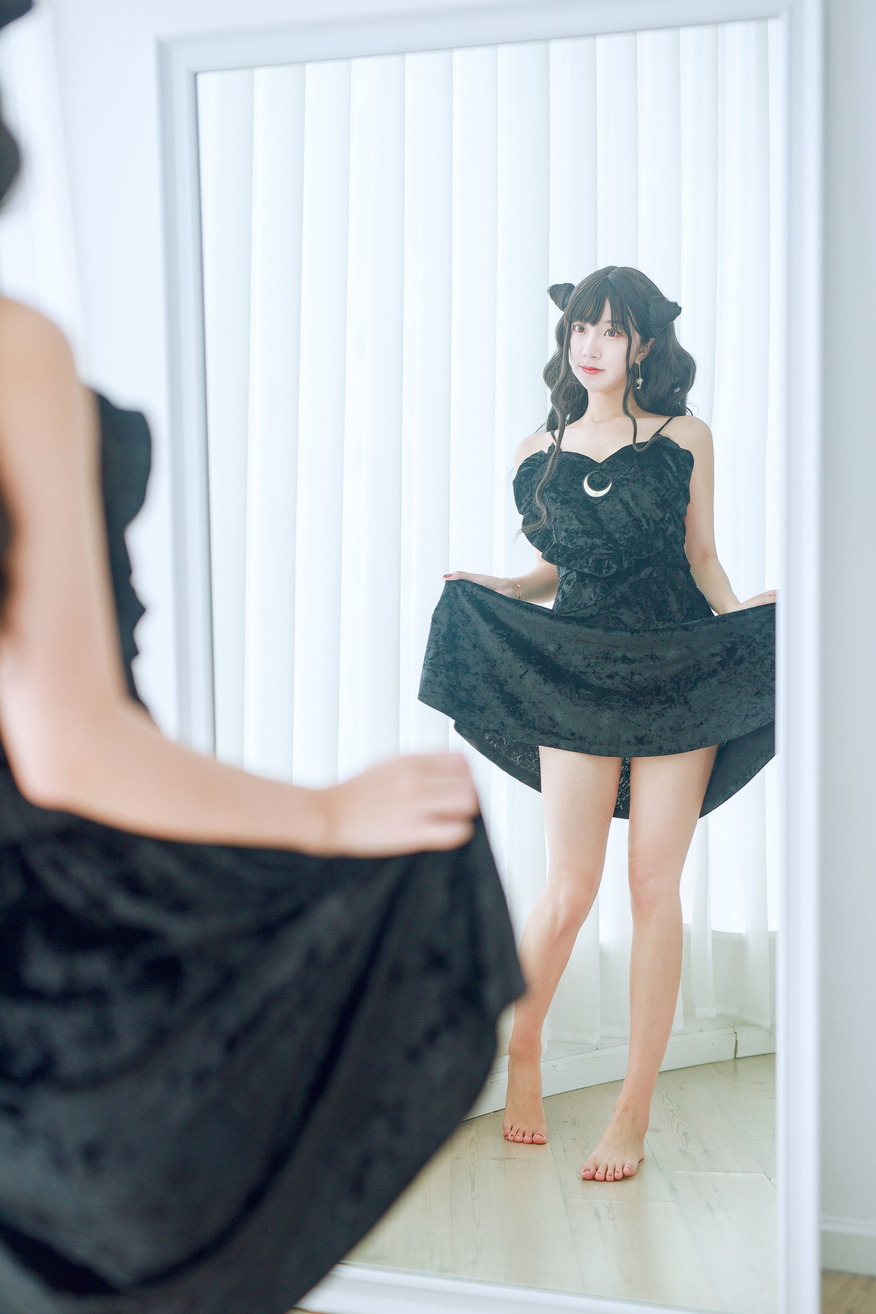 [萝莉COS] 黑川 – 小恶魔黑裙子 [31P] - 秀人网免费无水印在线套图写真