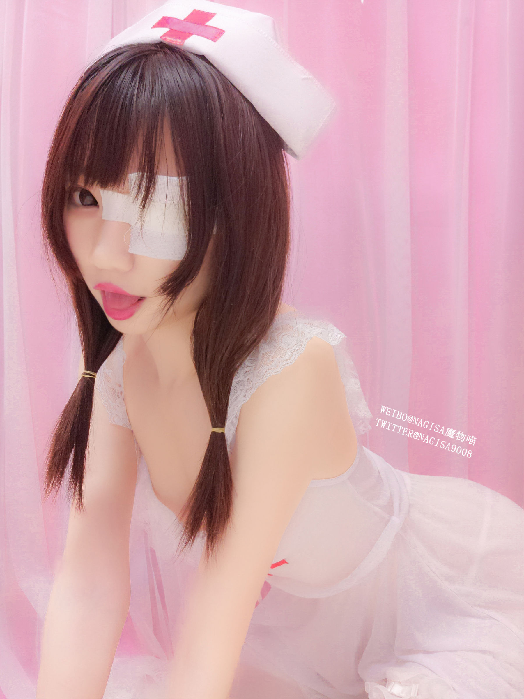 NAGISA魔物喵 – 护士小姐自摄 [12P] - 秀人网免费无水印在线套图写真