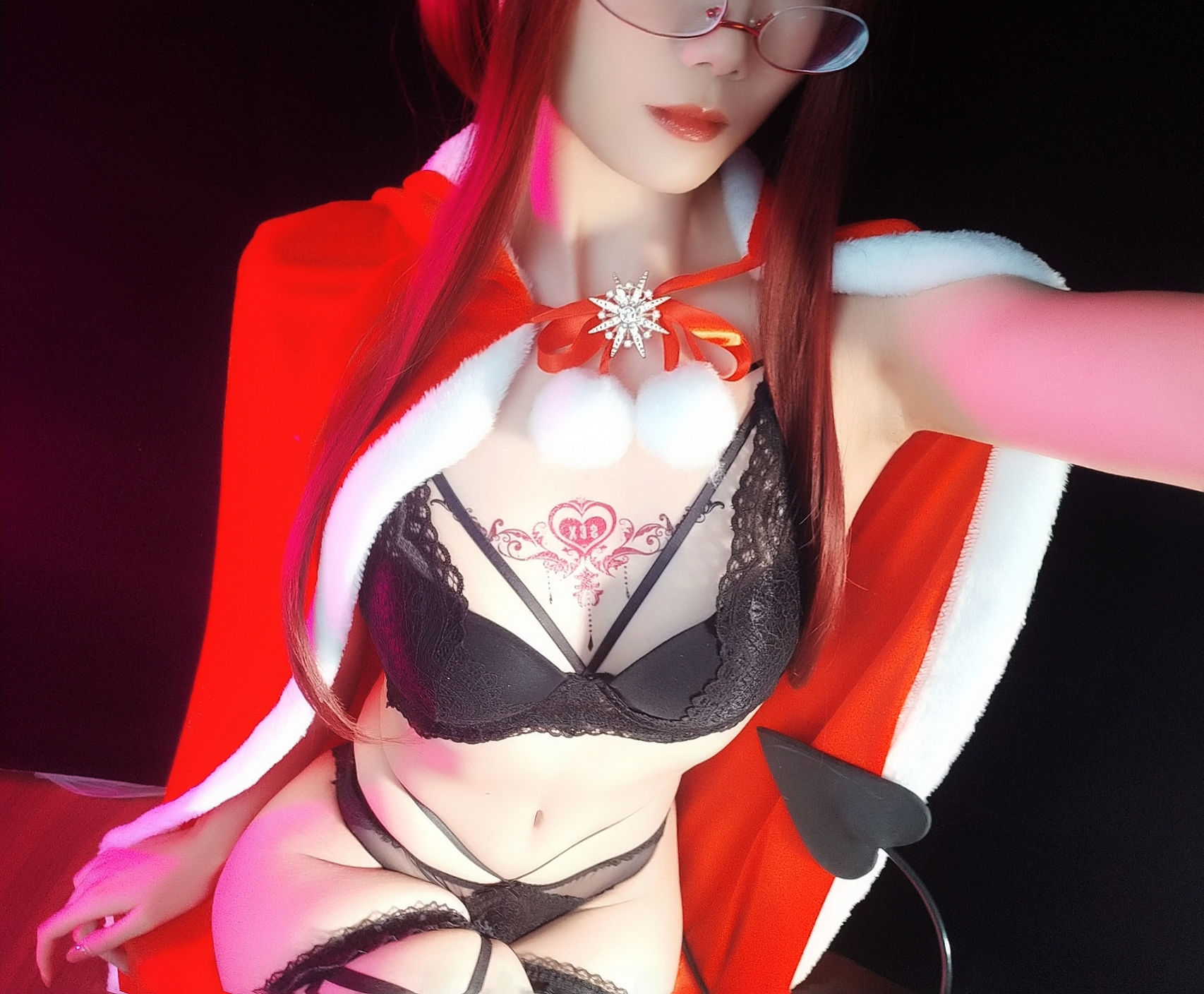 动漫博主曉美媽 – (圣诞自拍)雪夜魅魔 [16P] - 秀人网免费无水印在线套图写真