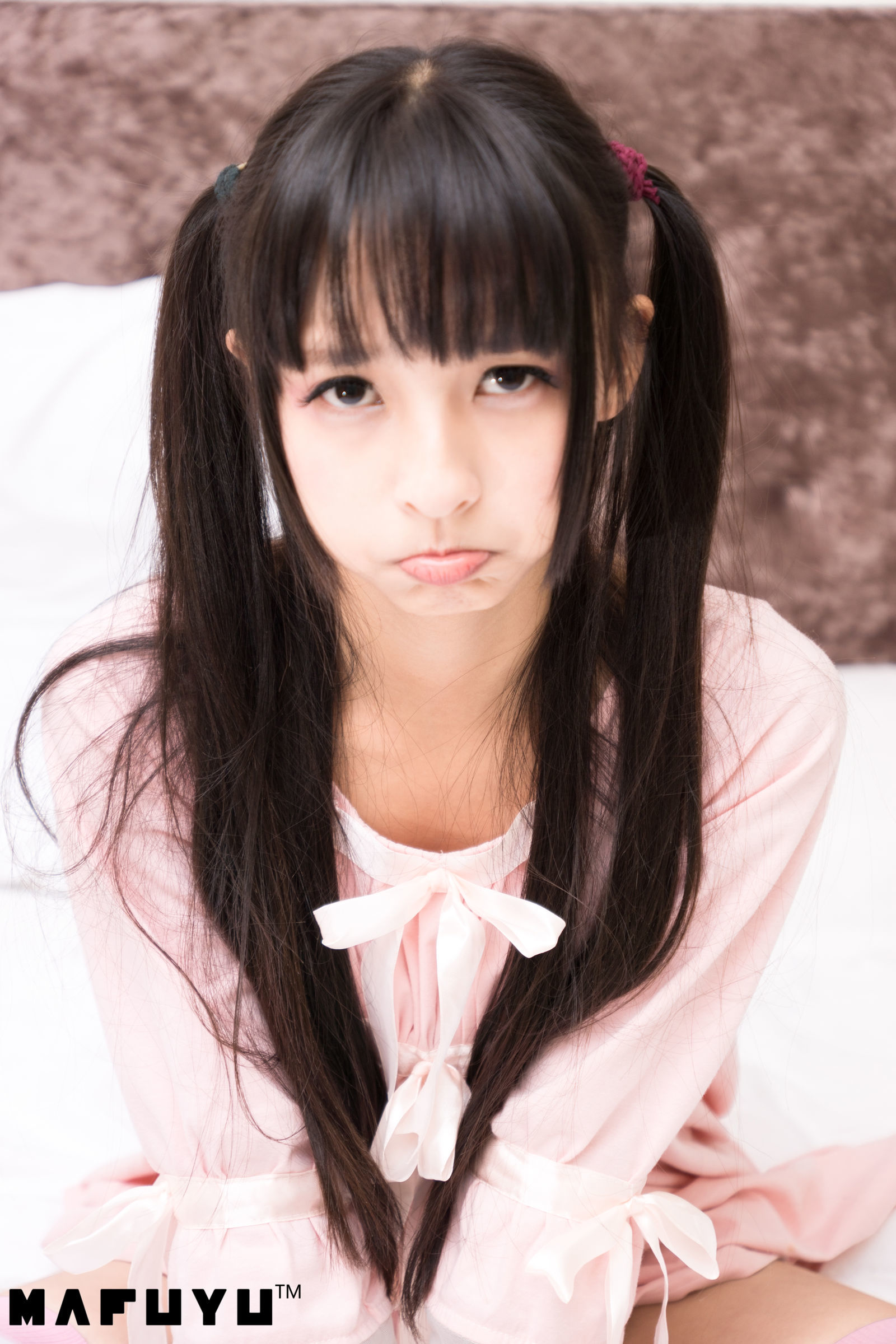 [萝莉COS] 神楽板真冬 粉白条纹系列套图 [103P] - 秀人网免费无水印在线套图写真