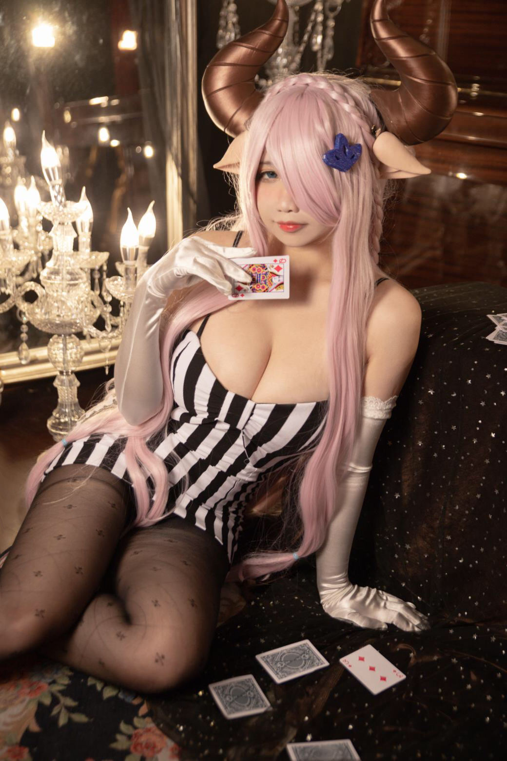 贞子蜜桃 – 娜露梅亚礼服 [35P] - 秀人网免费无水印在线套图写真