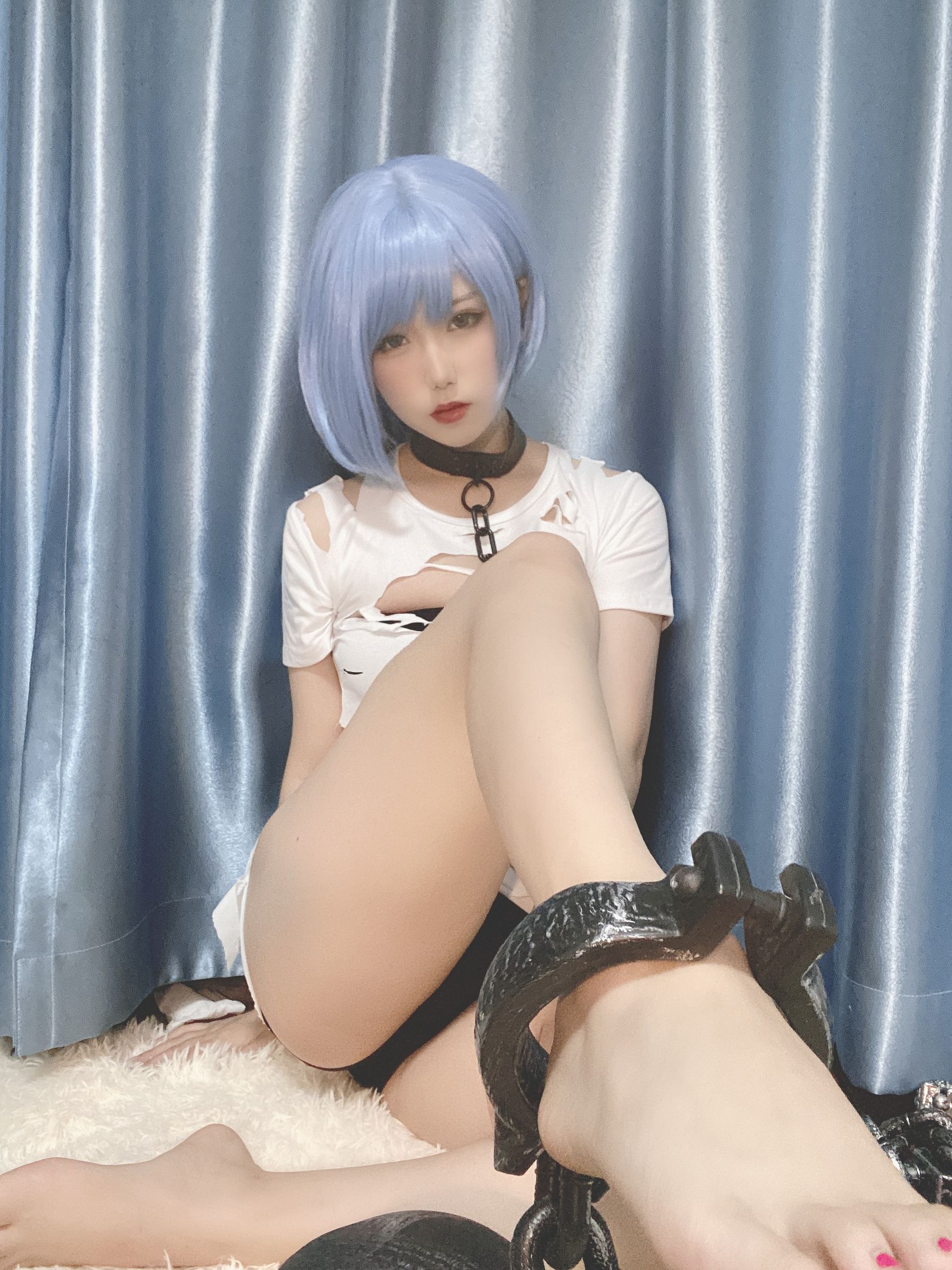 芋圆侑子SJ_ – 恰巴耶夫囚服 [33P] - 秀人网免费无水印在线套图写真