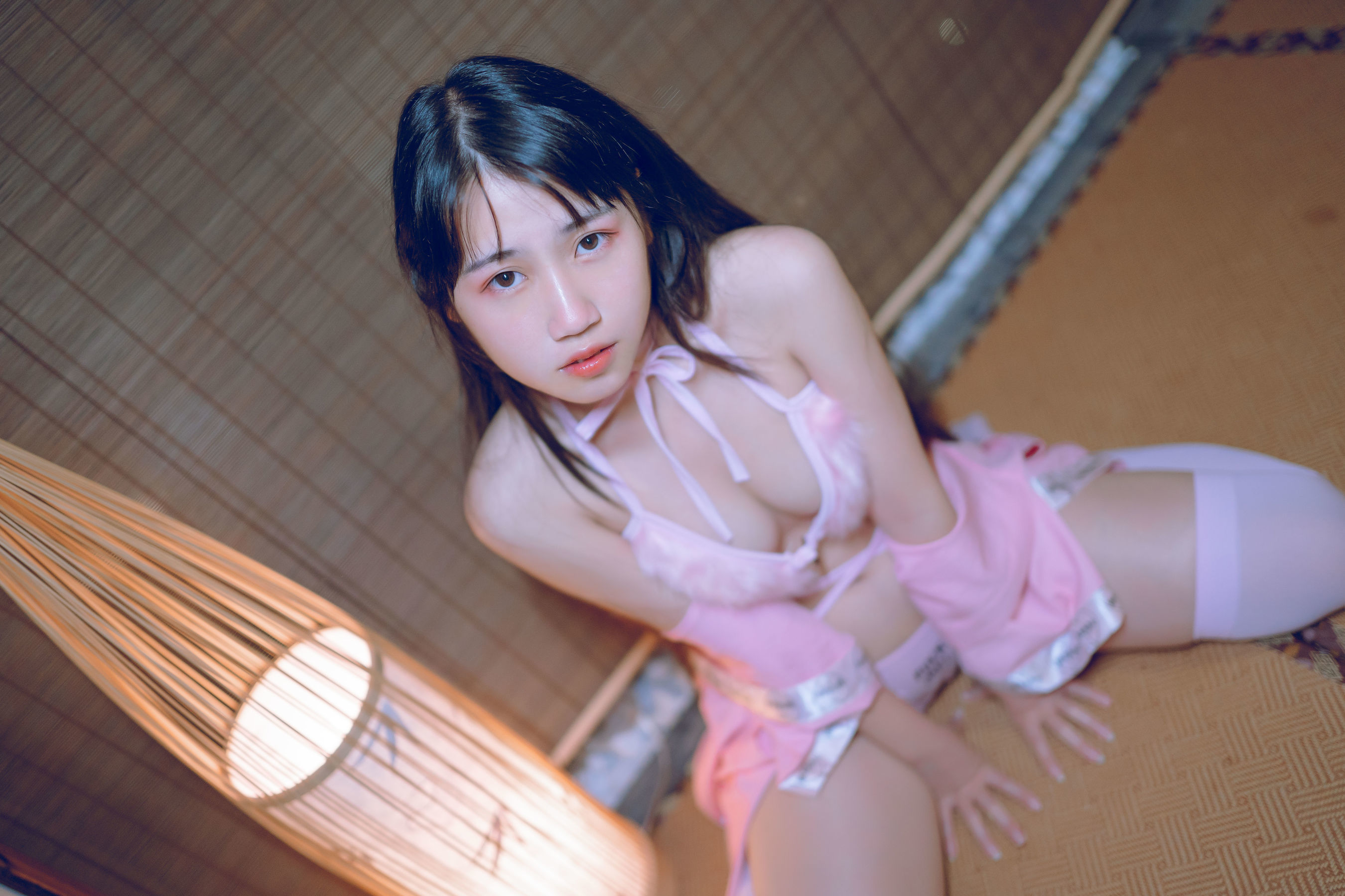 微博人气Coser不呆猫 粉红 [14P] - 秀人网免费无水印在线套图写真