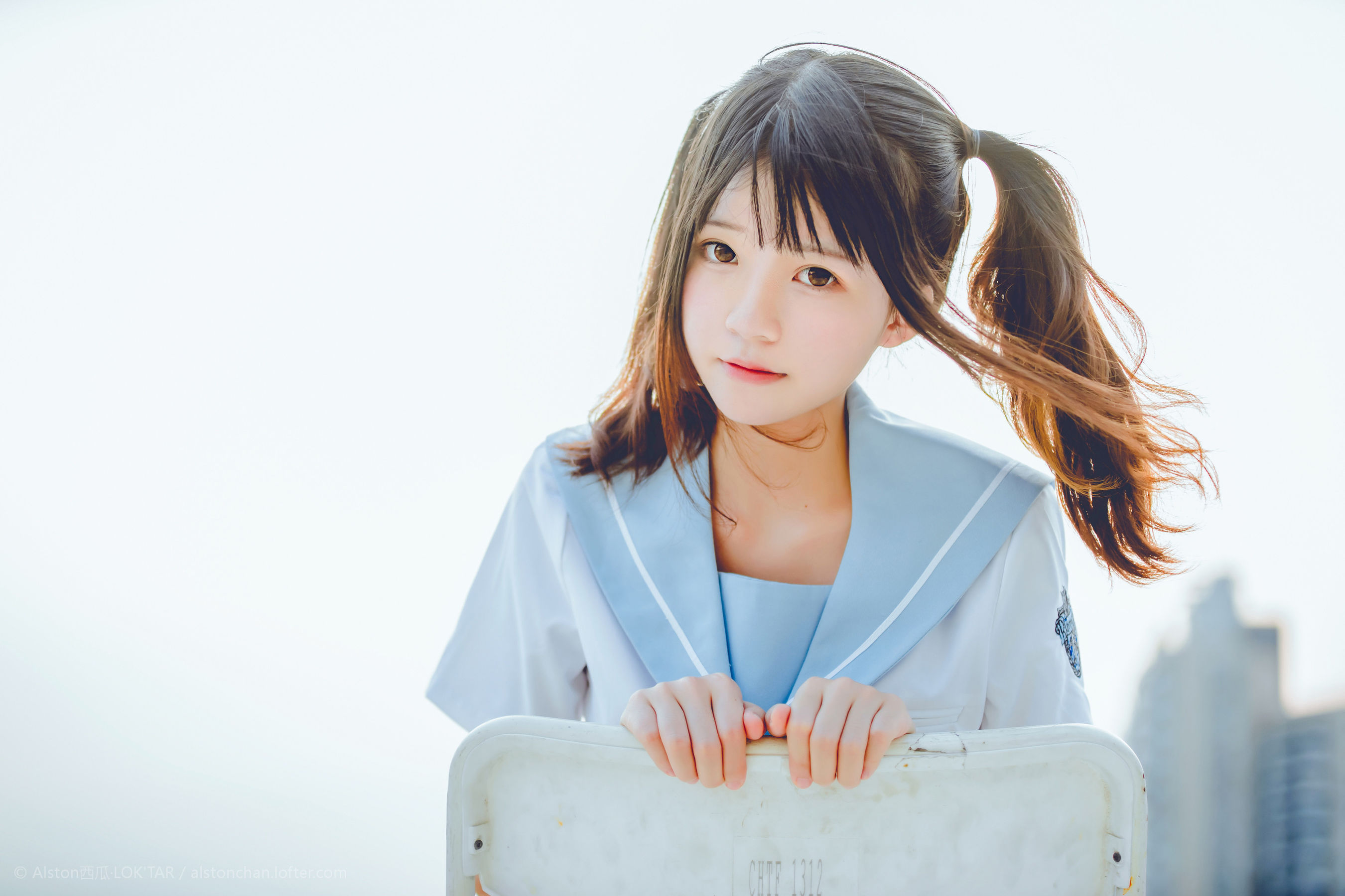 桜桃喵 穿制服的样子 [10P] - 秀人网免费无水印在线套图写真