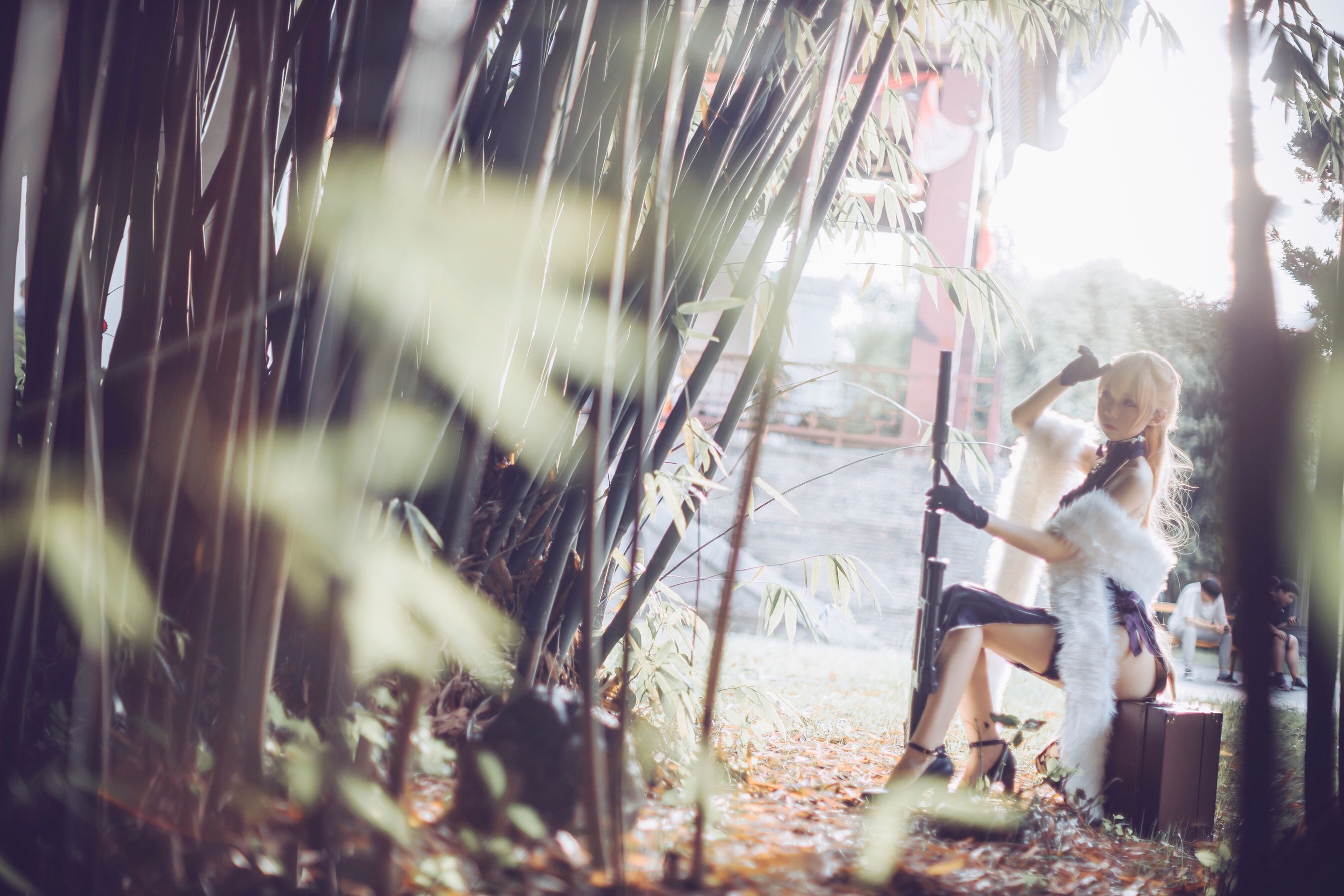 Coser衣衣 – 少女前线 紫雨心 [14P] - 秀人网免费无水印在线套图写真