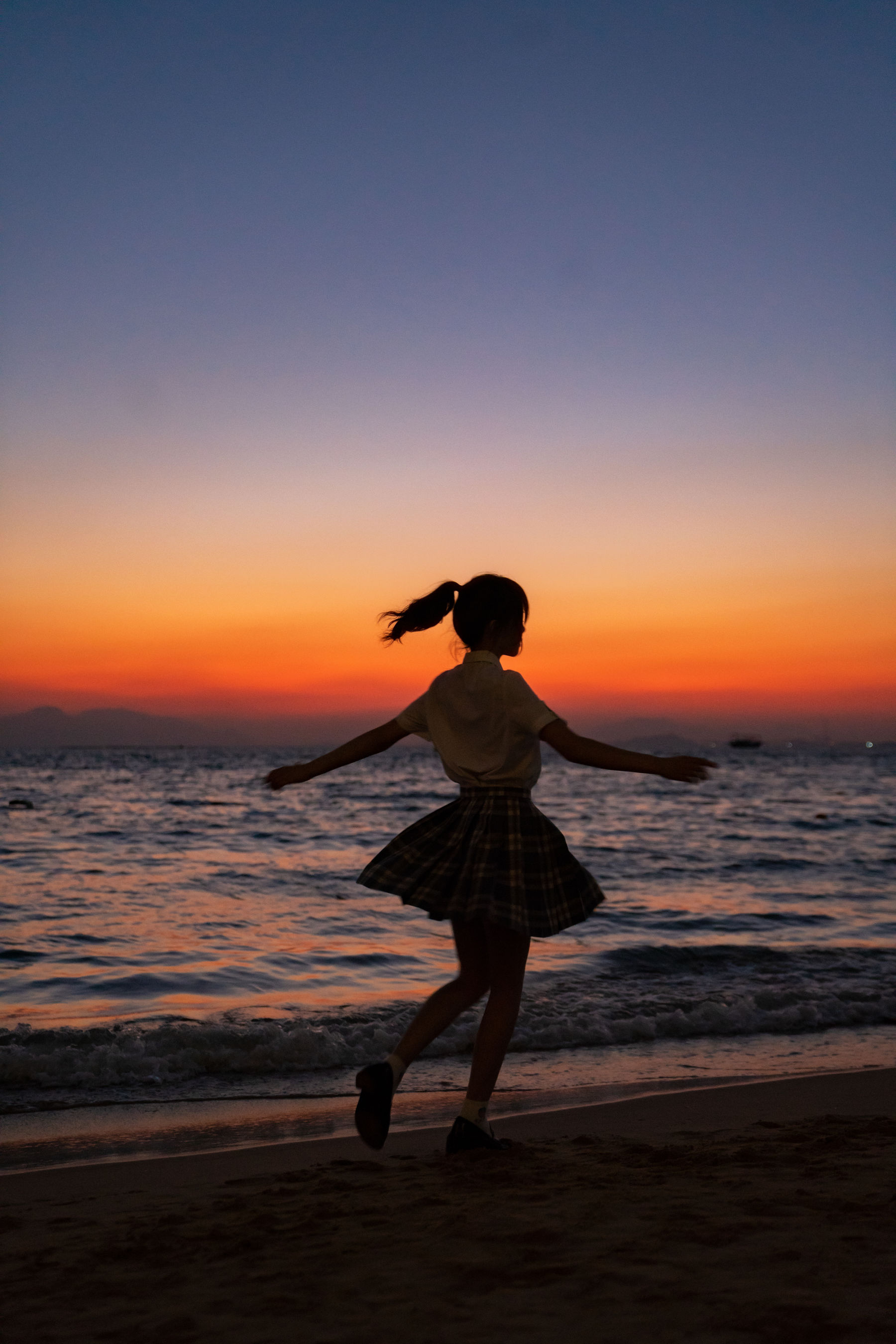 桜桃喵 – 逐海 [17P] - 秀人网免费无水印在线套图写真