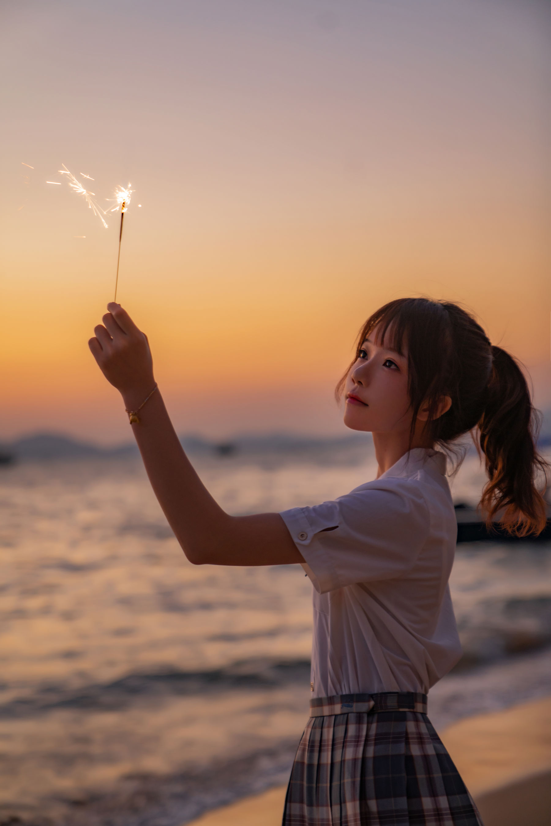 桜桃喵 – 逐海 [17P] - 秀人网免费无水印在线套图写真