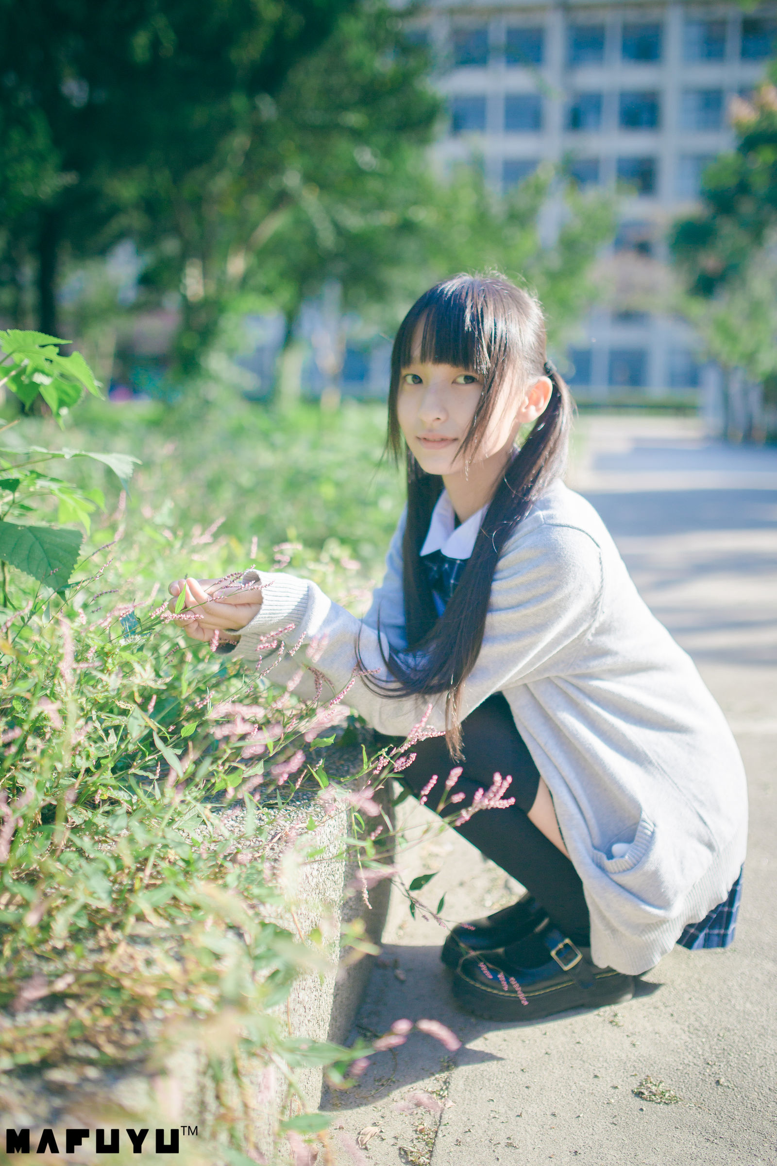 [萝莉COS] 神楽板真冬 阳光校服系列套图 [79P] - 秀人网免费无水印在线套图写真