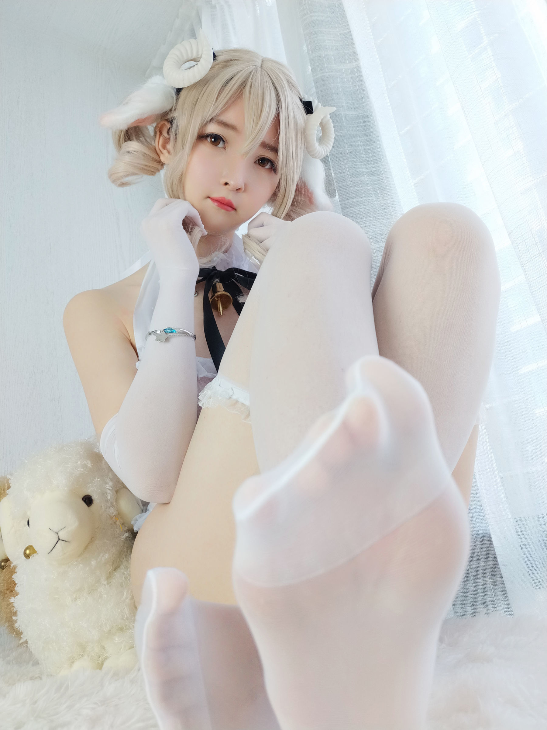 一小央泽 DLC恰雪糕2.0 [26P] - 秀人网免费无水印在线套图写真