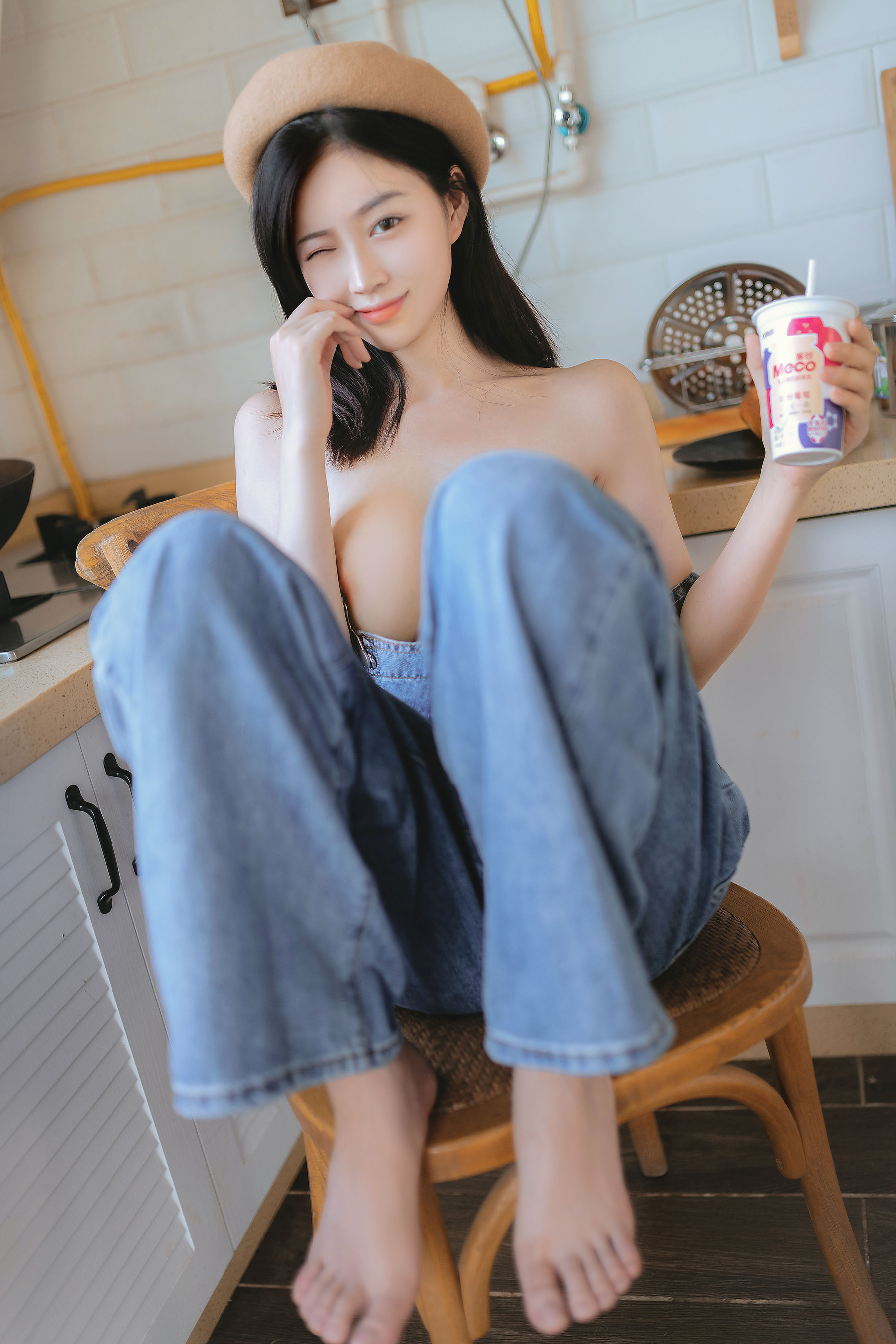 Nnian – 背带裤 [23P] - 秀人网免费无水印在线套图写真