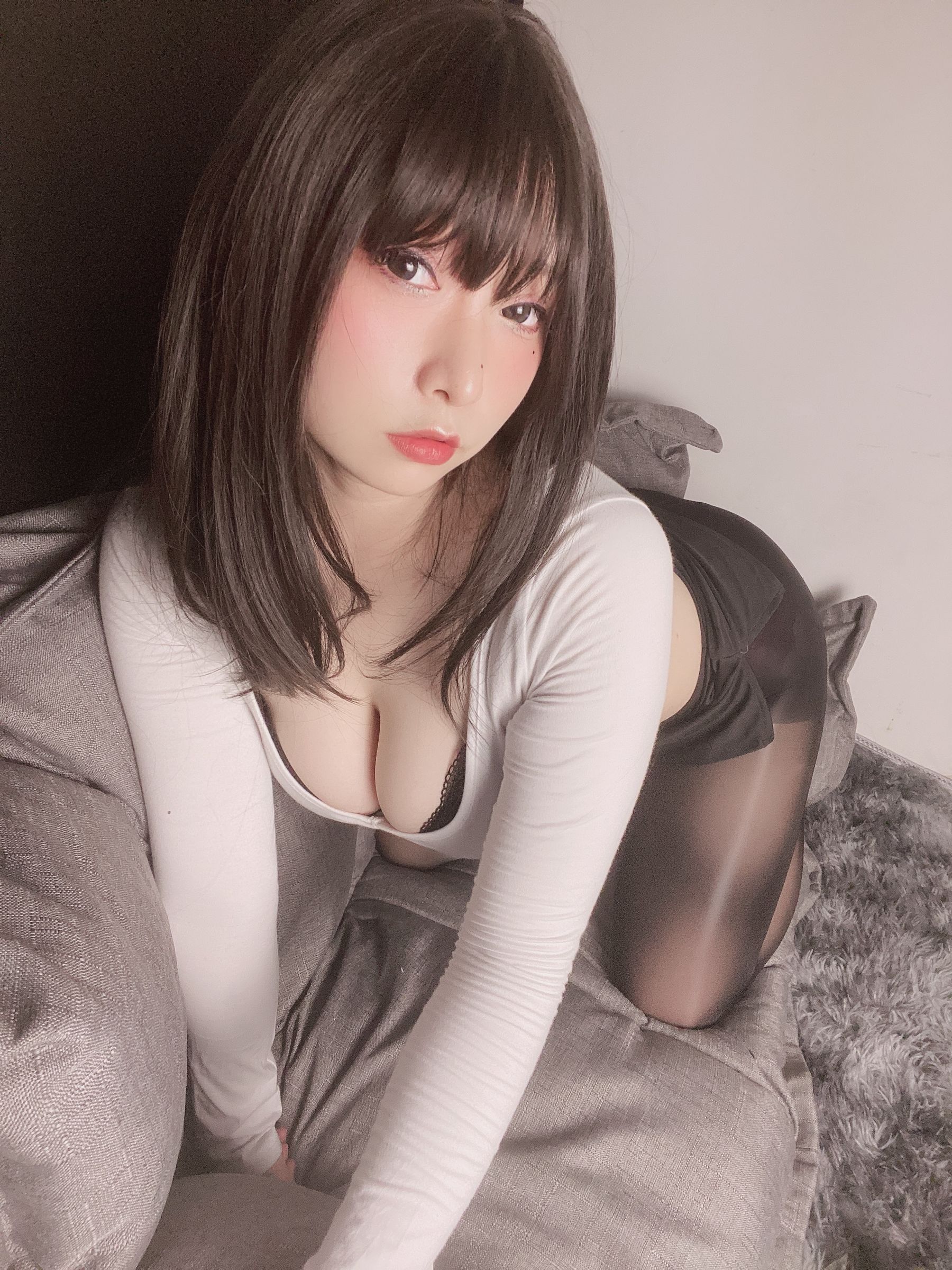 次屁啦 – 涞觅 [19P] - 秀人网免费无水印在线套图写真