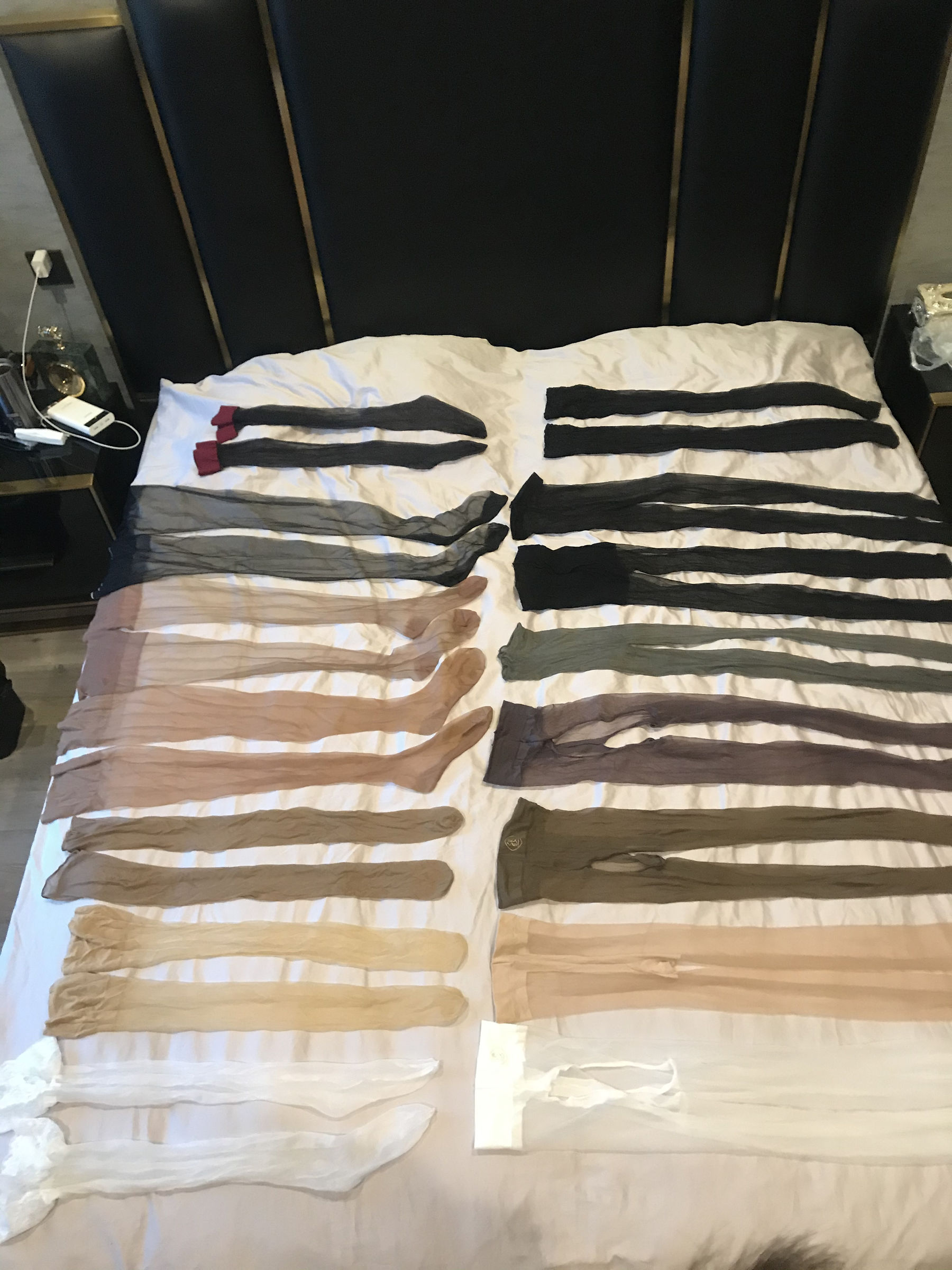 丝足博主麋鹿_Monroe 2020.04.23 丝袜展示 [56P] - 秀人网免费无水印在线套图写真