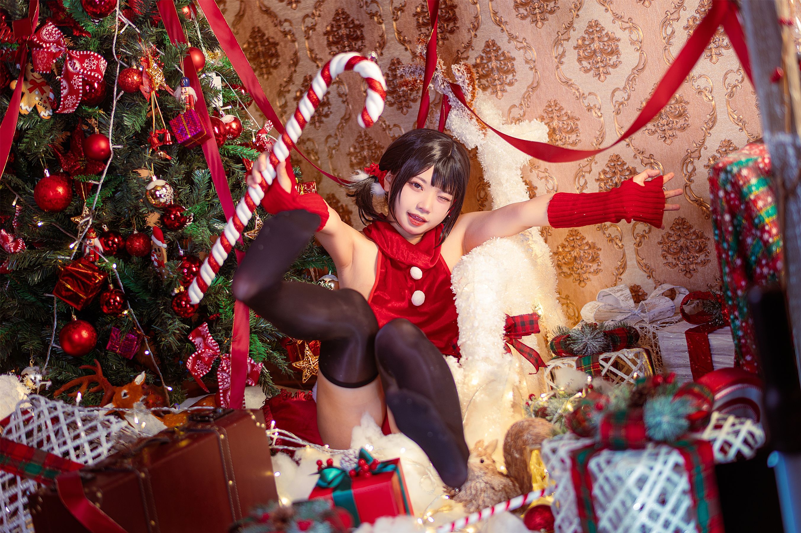 伊喵君 – 圣诞礼物 [55P] - 秀人网免费无水印在线套图写真