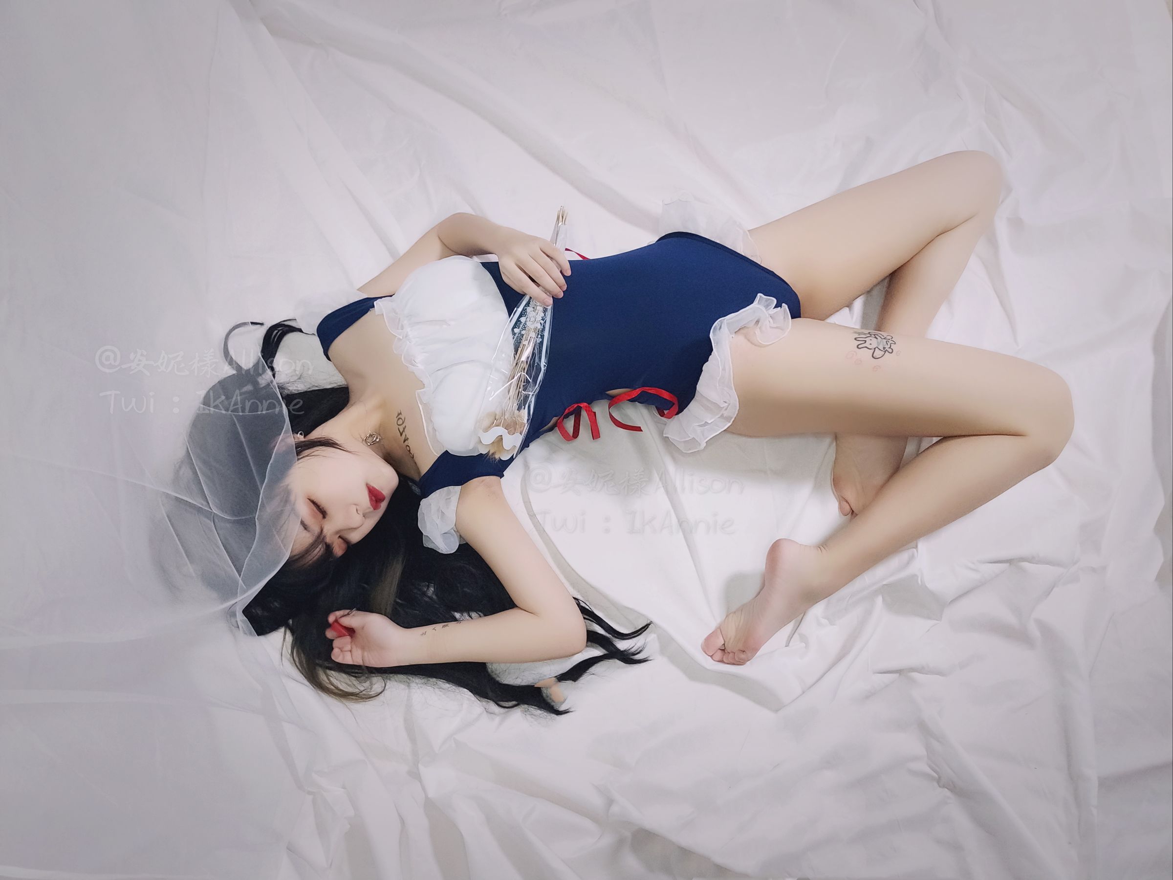 安妮 – 白雪姬泳装 [30P] - 秀人网免费无水印在线套图写真