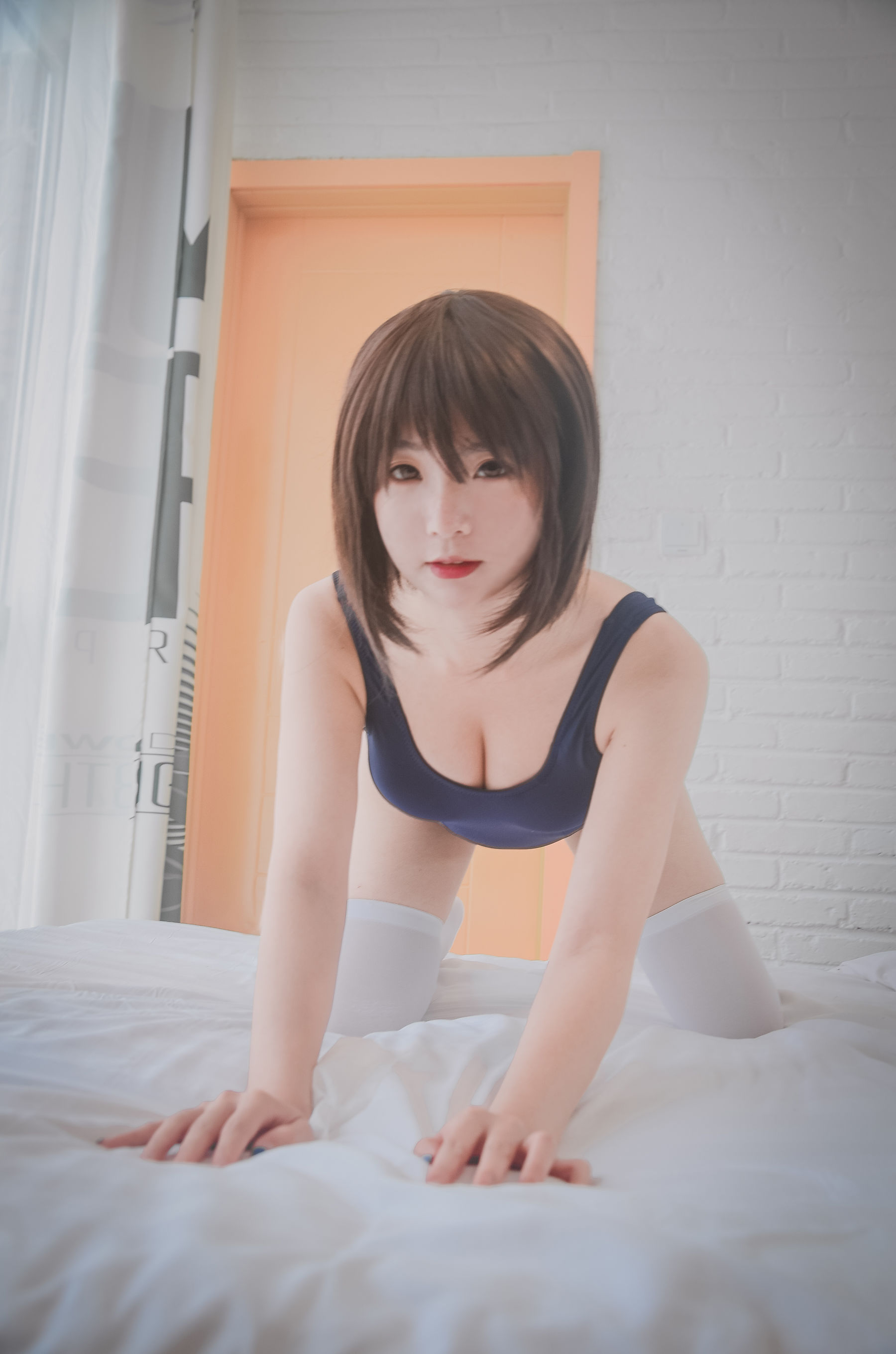 萌妹是青水 死库水 [18P] - 秀人网免费无水印在线套图写真