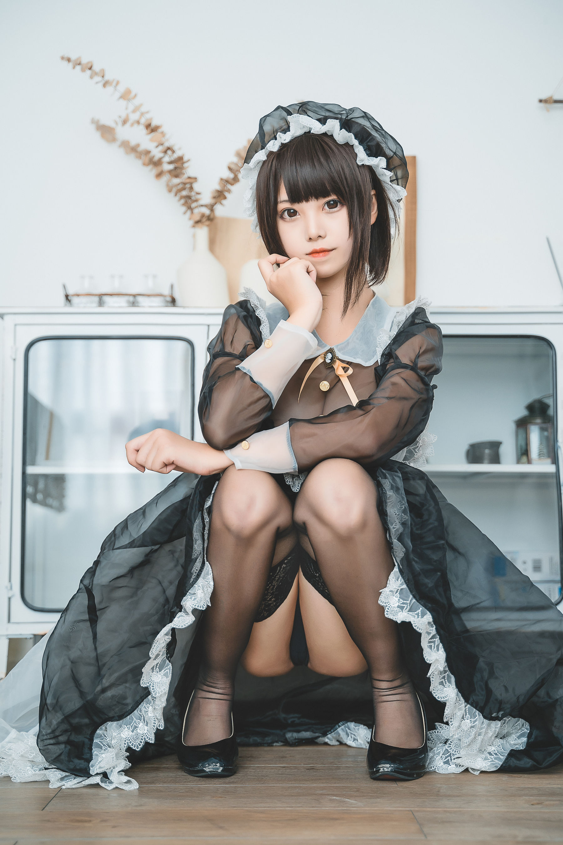 萌系小姐姐蜜汁猫裘 透明女仆 [30P] - 秀人网免费无水印在线套图写真