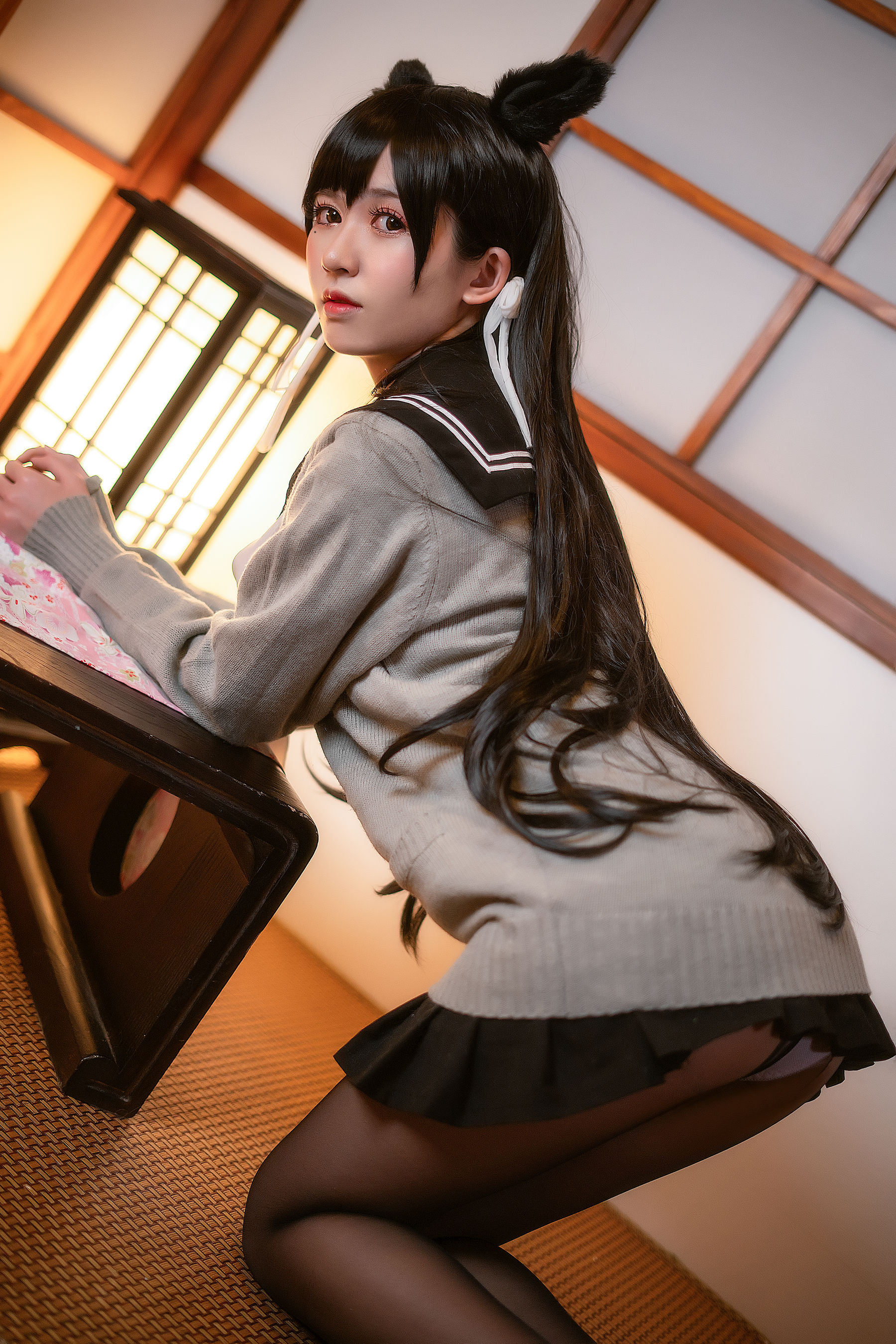 [萝莉COS] 鳗鱼霏儿 – 碧蓝航线 校服 [14P] - 秀人网免费无水印在线套图写真