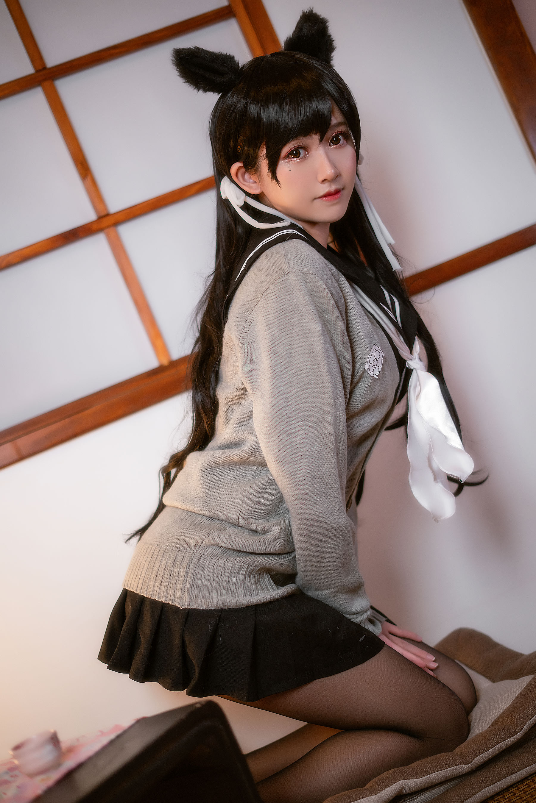 [萝莉COS] 鳗鱼霏儿 – 碧蓝航线 校服 [14P] - 秀人网免费无水印在线套图写真