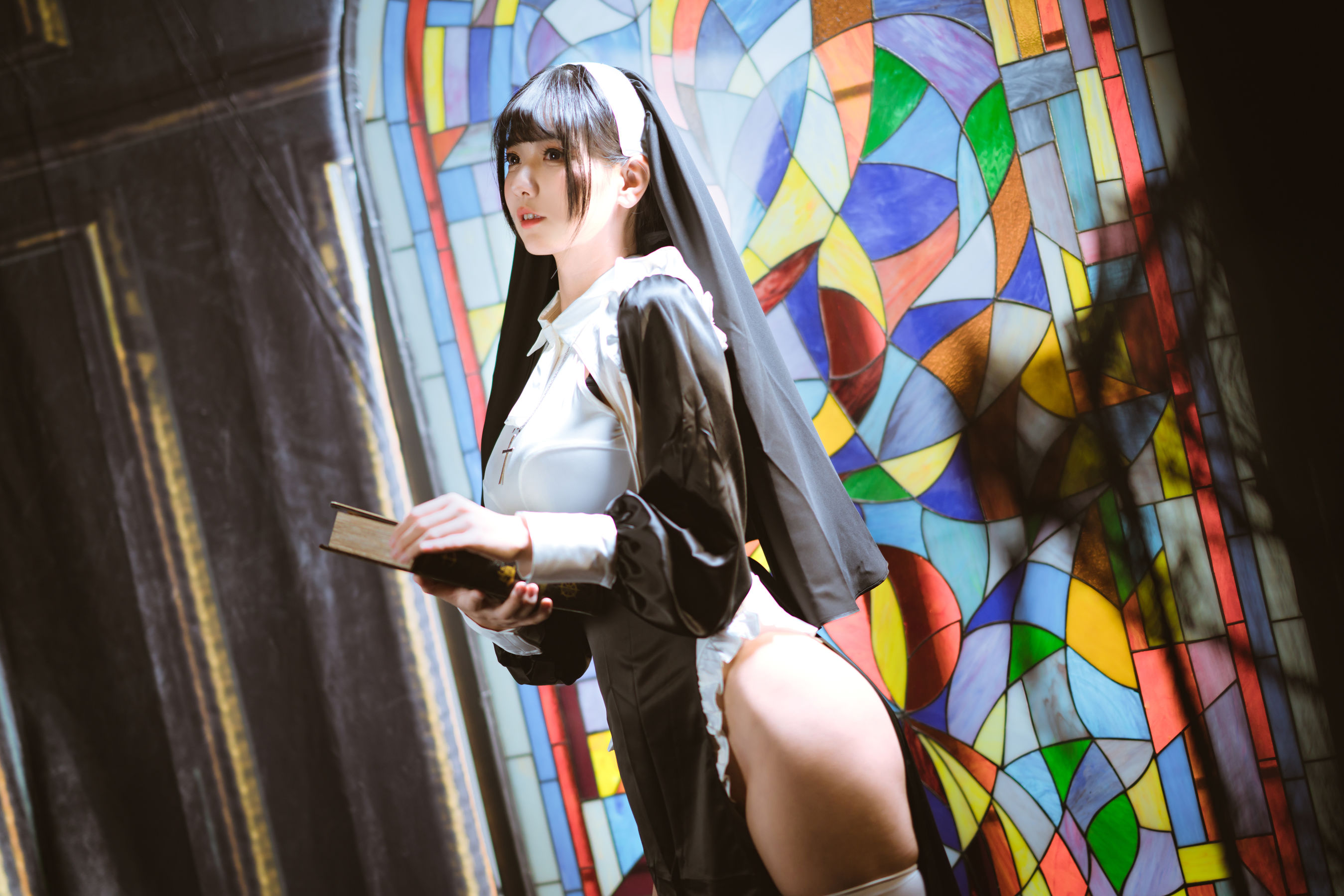 可爱妹子陆卿卿kyokyo – 修女 [16P] - 秀人网免费无水印在线套图写真