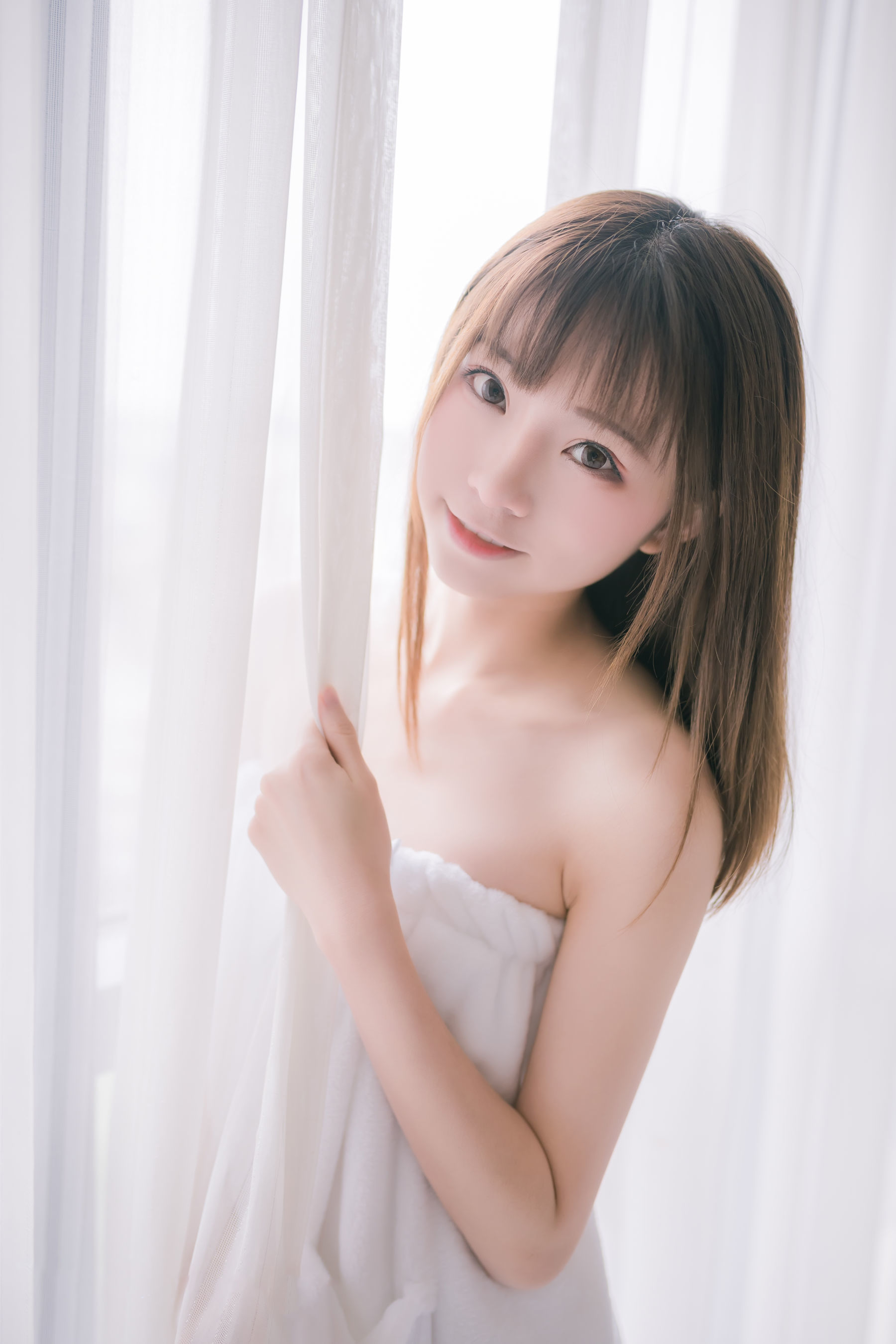 动漫博主Kitaro_绮太郎 – 纯白浴巾 [44P] - 秀人网免费无水印在线套图写真