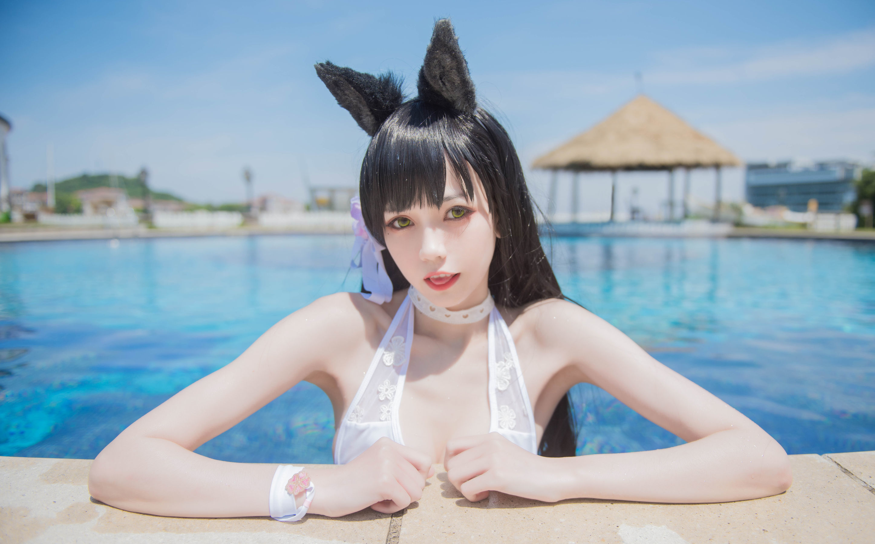 [萝莉COS] 小妖精你的负卿 – 爱宕泳装 [18P] - 秀人网免费无水印在线套图写真