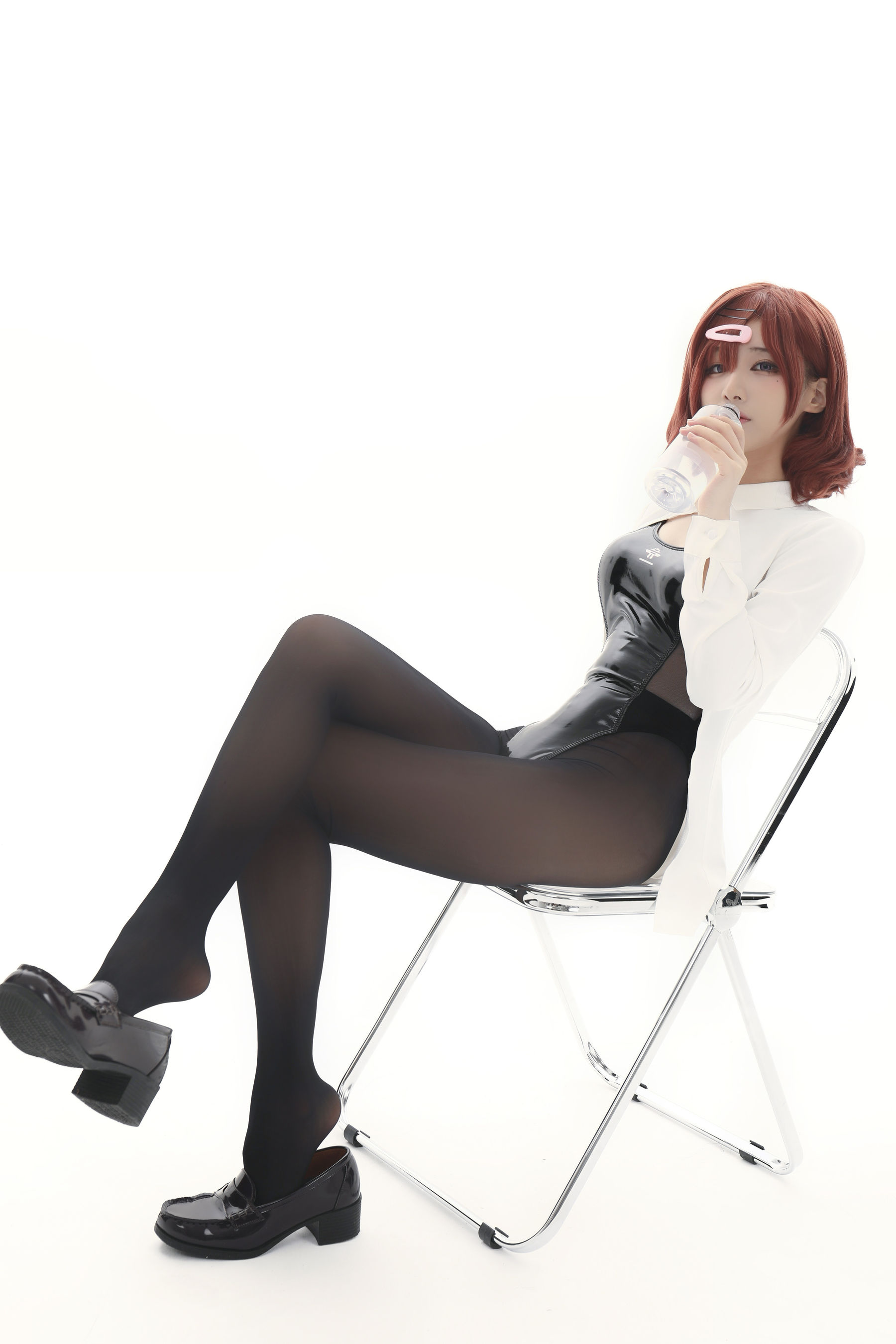 幼愛youmeko – 樋口円香竞泳灰丝 [29P] - 秀人网免费无水印在线套图写真