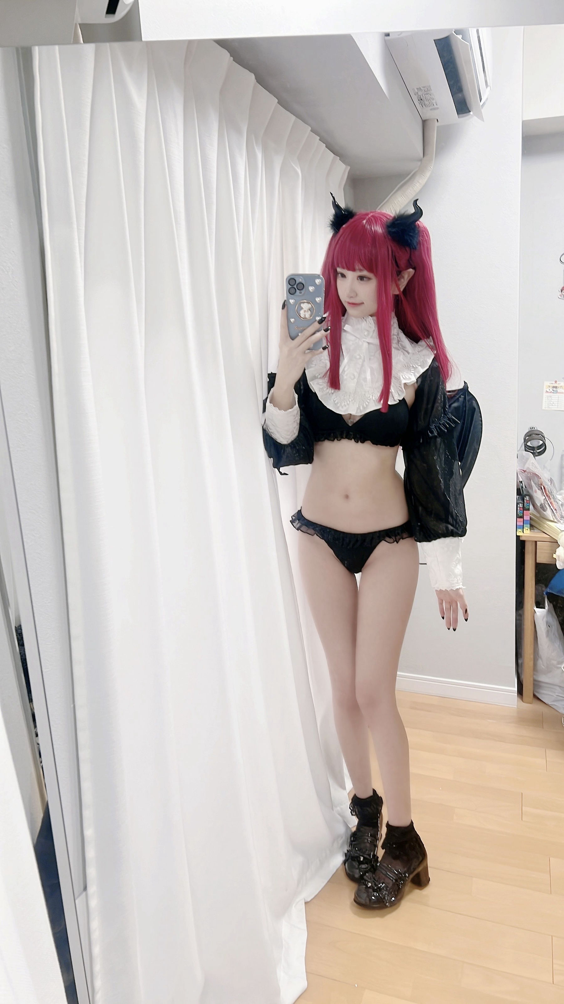 千阳(ちよ) – 利兹全身 [21P] - 秀人网免费无水印在线套图写真