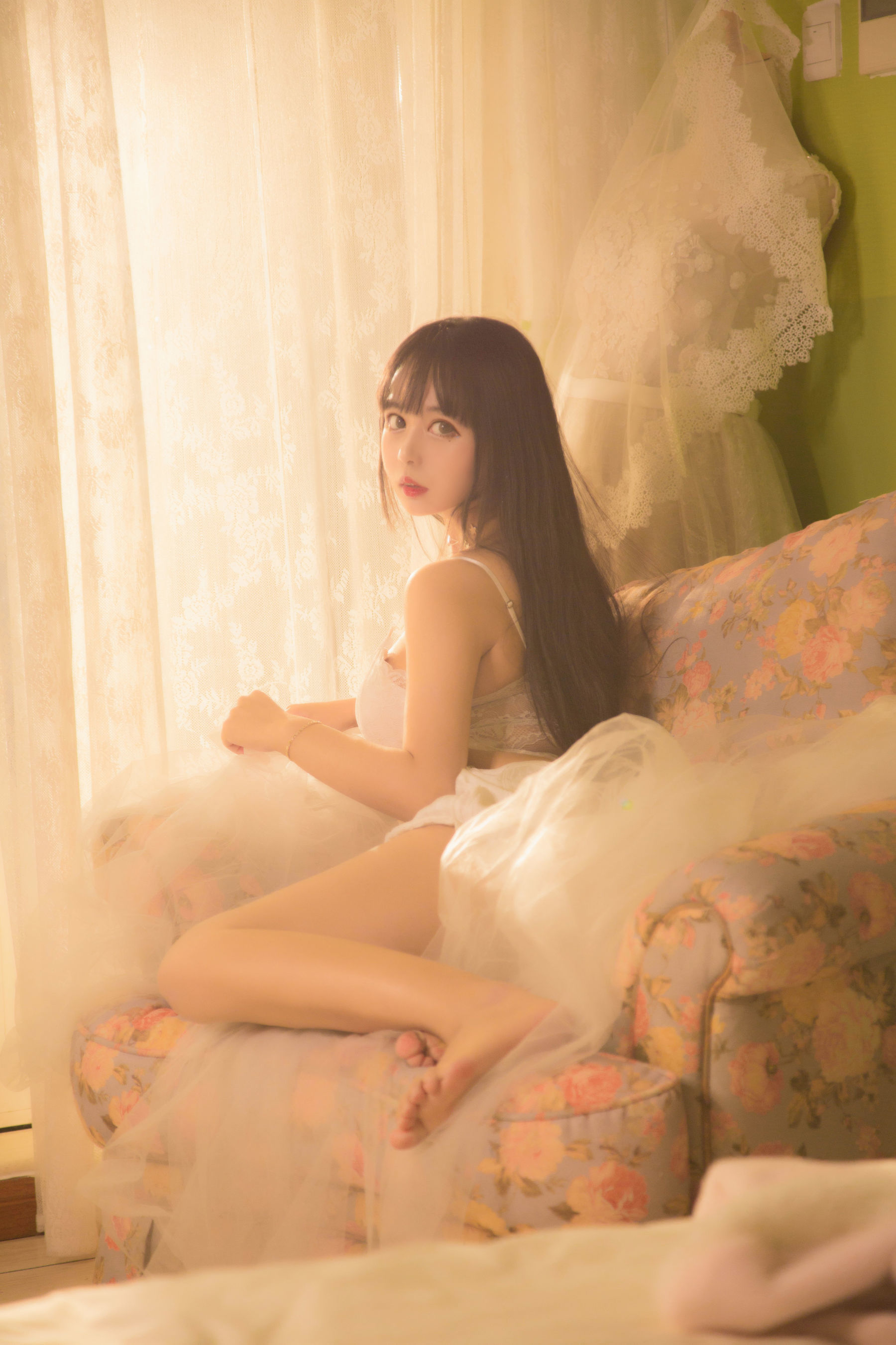 大眼萌妹黑猫猫OvO 少女写真 [26P] - 秀人网免费无水印在线套图写真