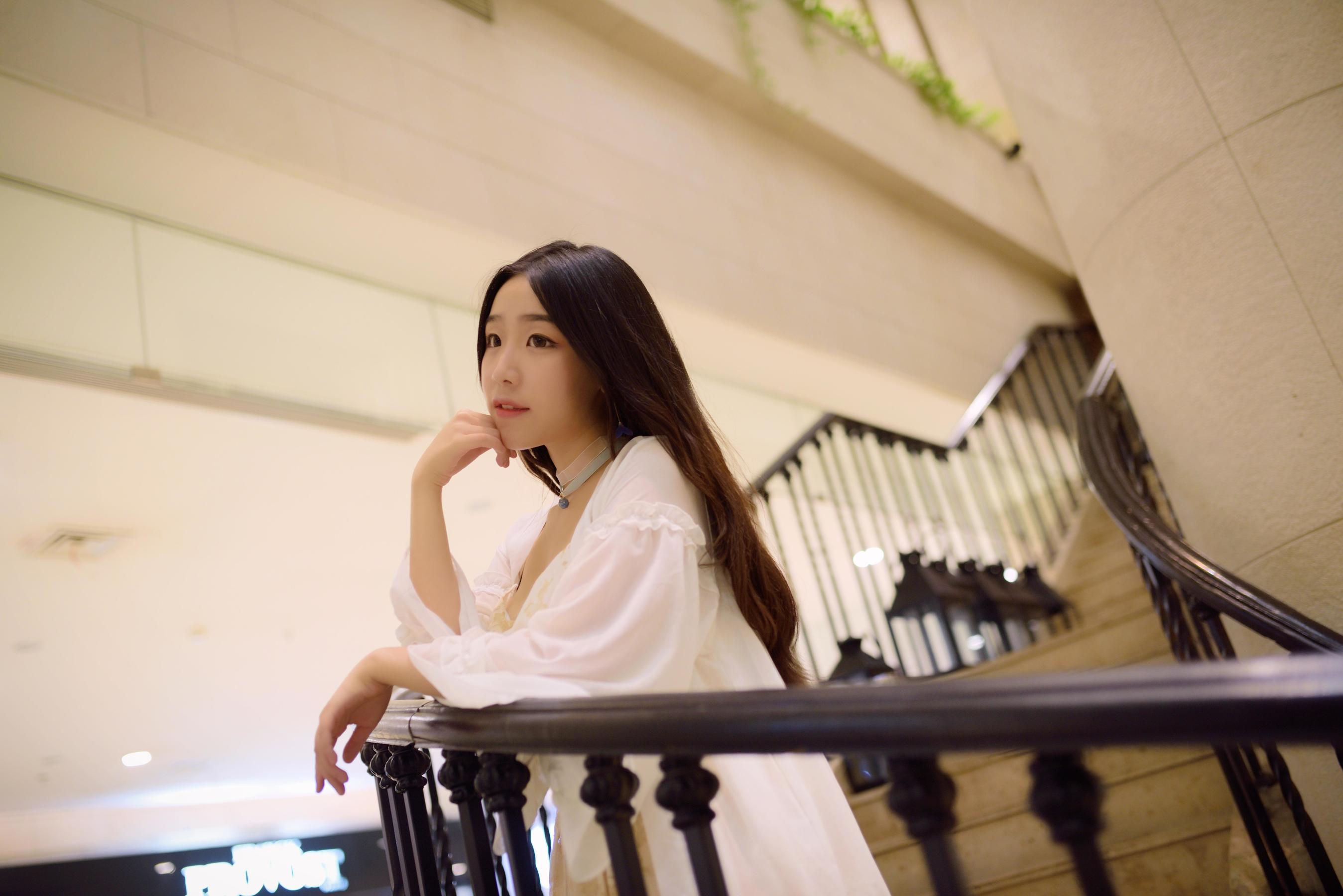 动漫博主穆零Mu0 – 风情 [34P] - 秀人网免费无水印在线套图写真