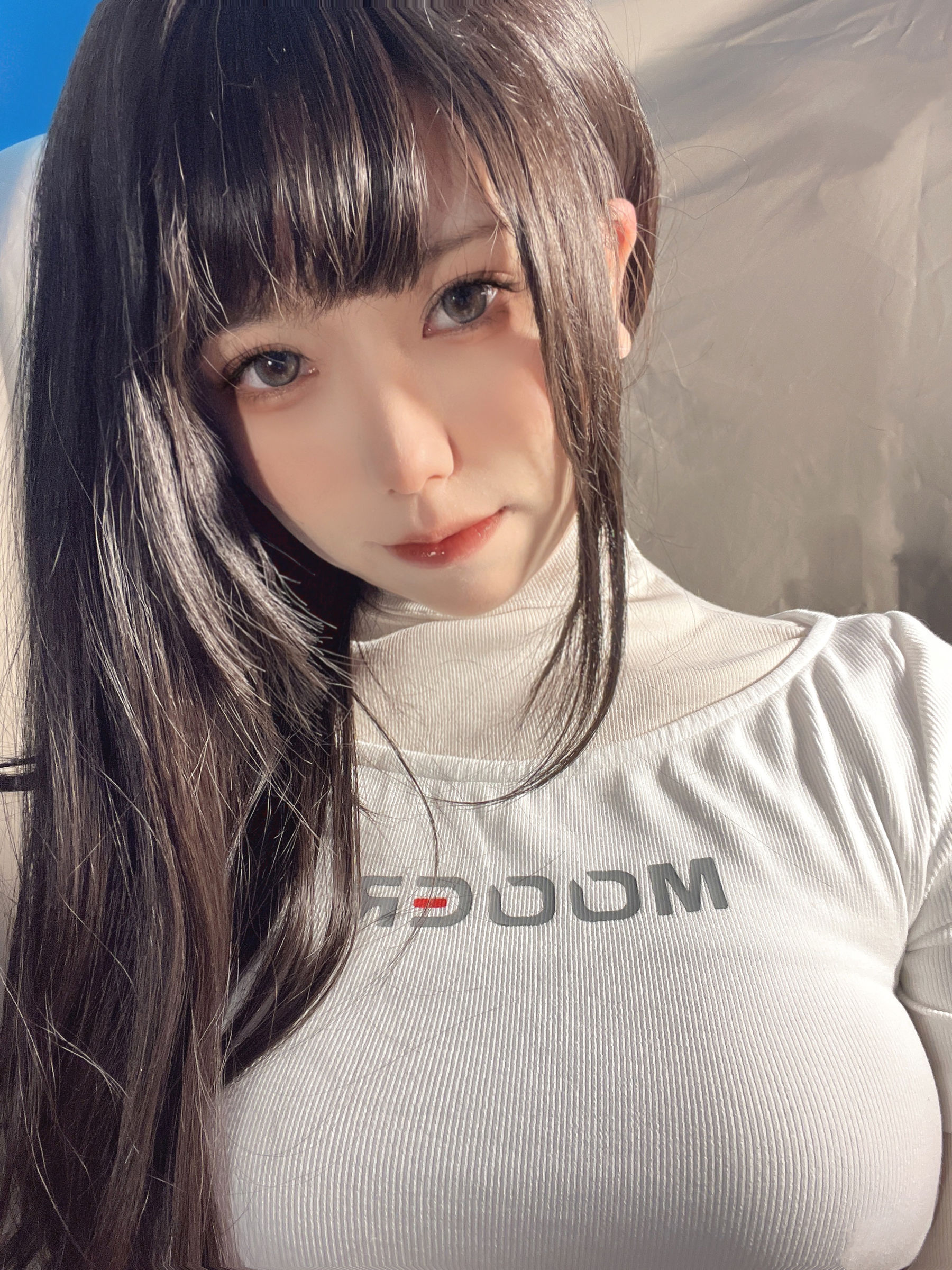 一北亦北 – 吉他妹妹 [33P] - 秀人网免费无水印在线套图写真