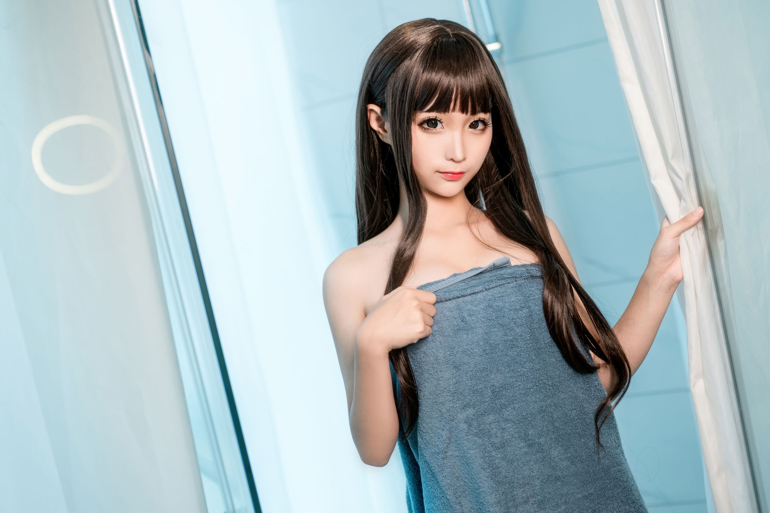 动漫博主蠢沫沫 – 灰浴巾 [40P] - 秀人网免费无水印在线套图写真