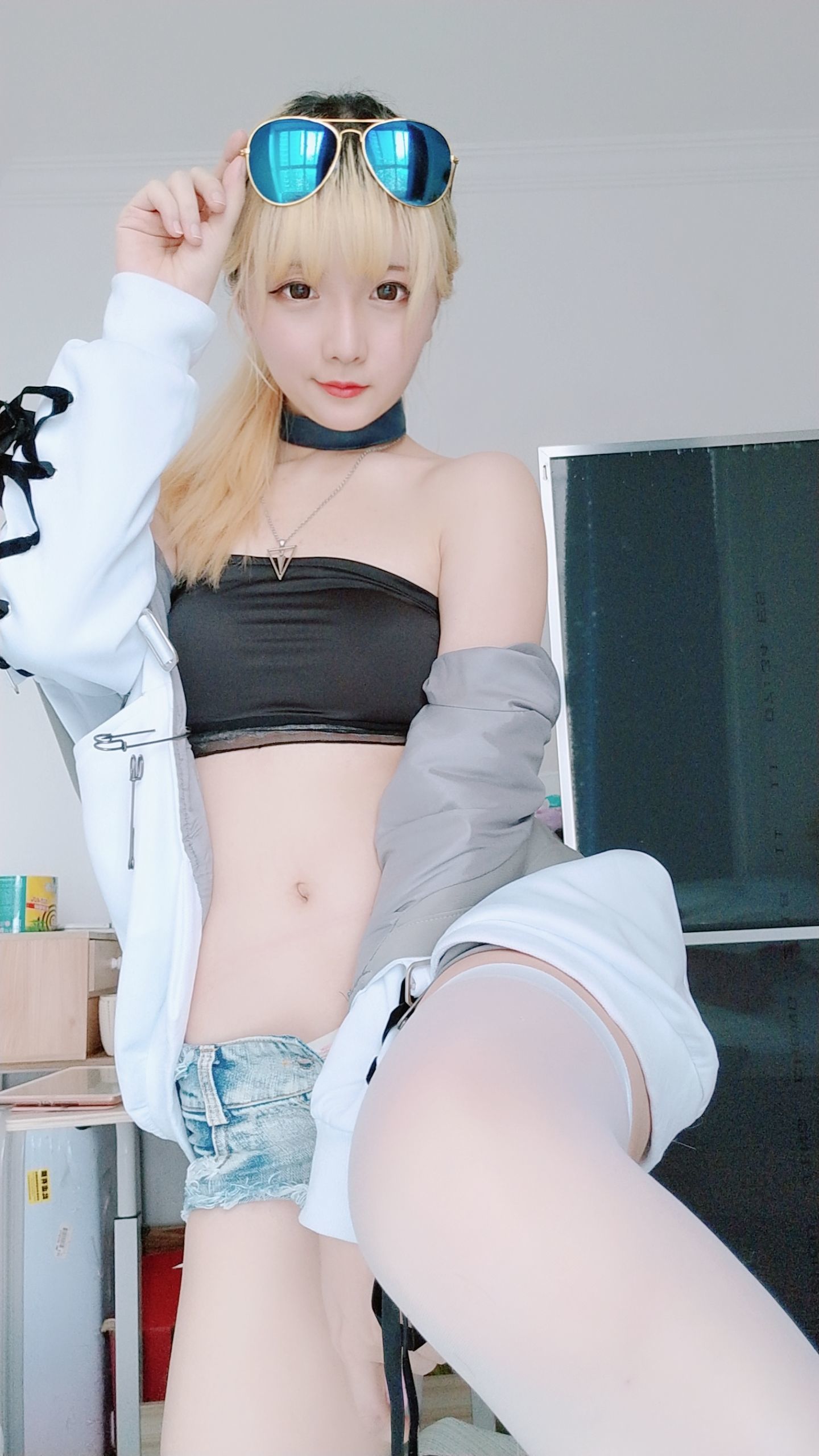 Coser小姐姐星之迟迟 莉莉丝 [60P] - 秀人网免费无水印在线套图写真