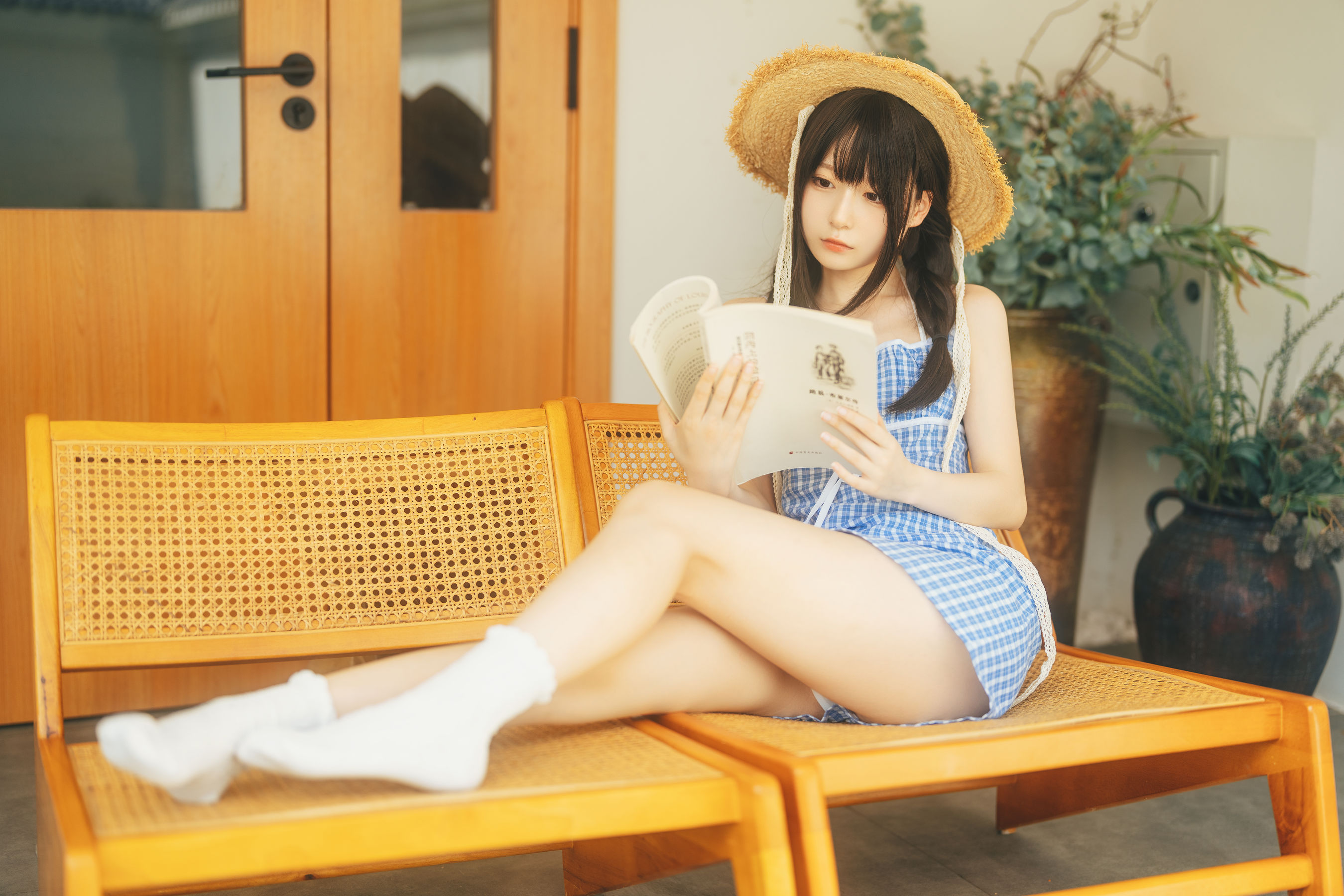 迷之呆梨(发条少女) – 夏末 [69P] - 秀人网免费无水印在线套图写真