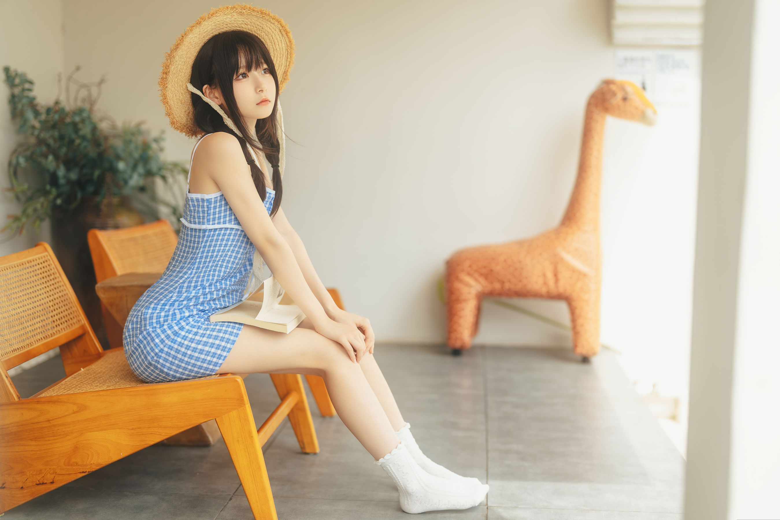 迷之呆梨(发条少女) – 夏末 [69P] - 秀人网免费无水印在线套图写真