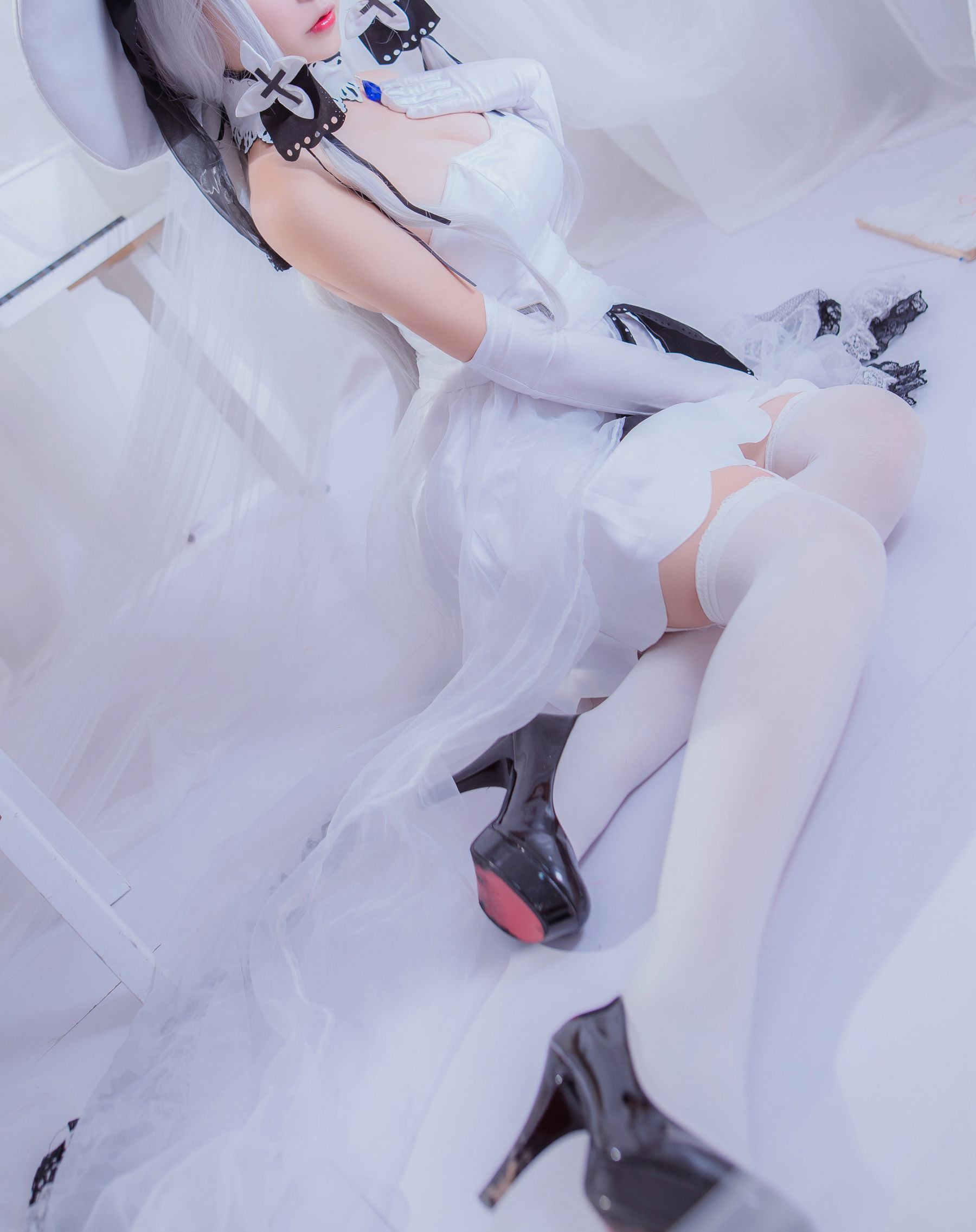 [Cosplay写真] 人气Coser二佐Nisa – 碧蓝航线 光辉 [36P] - 秀人网免费无水印在线套图写真