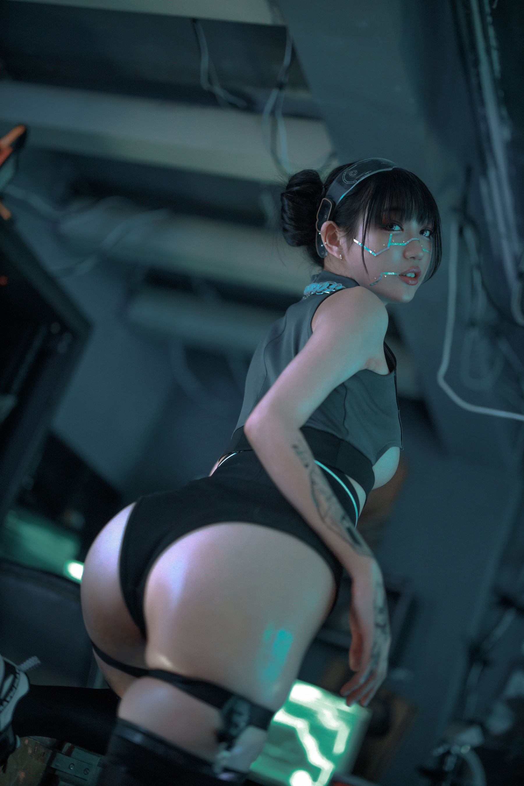 周叽是可爱兔兔 – 仿生人形 [35P] - 秀人网免费无水印在线套图写真