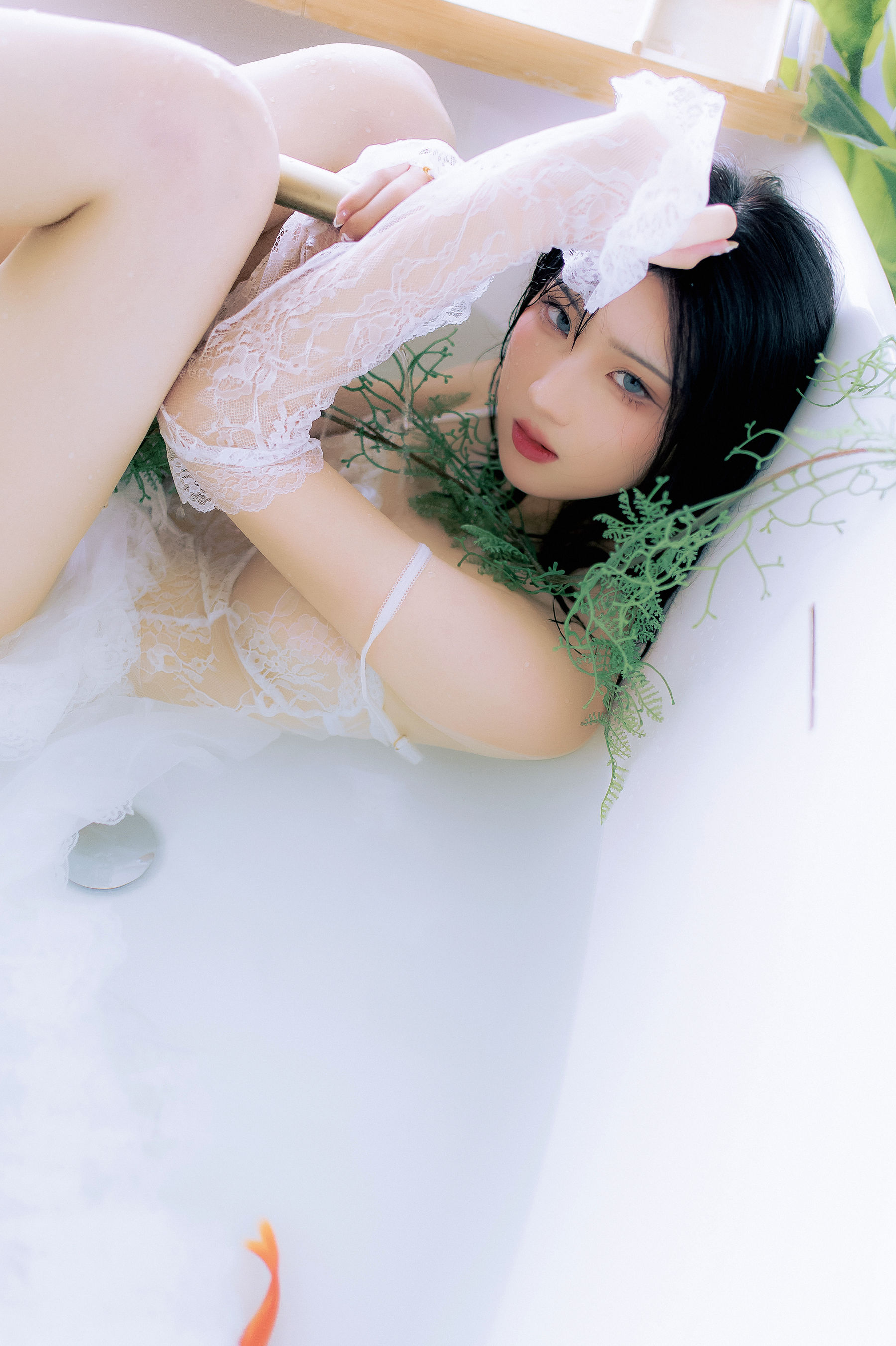 瓦斯塔亚小龙虾 – 鲸 [23P] - 秀人网免费无水印在线套图写真