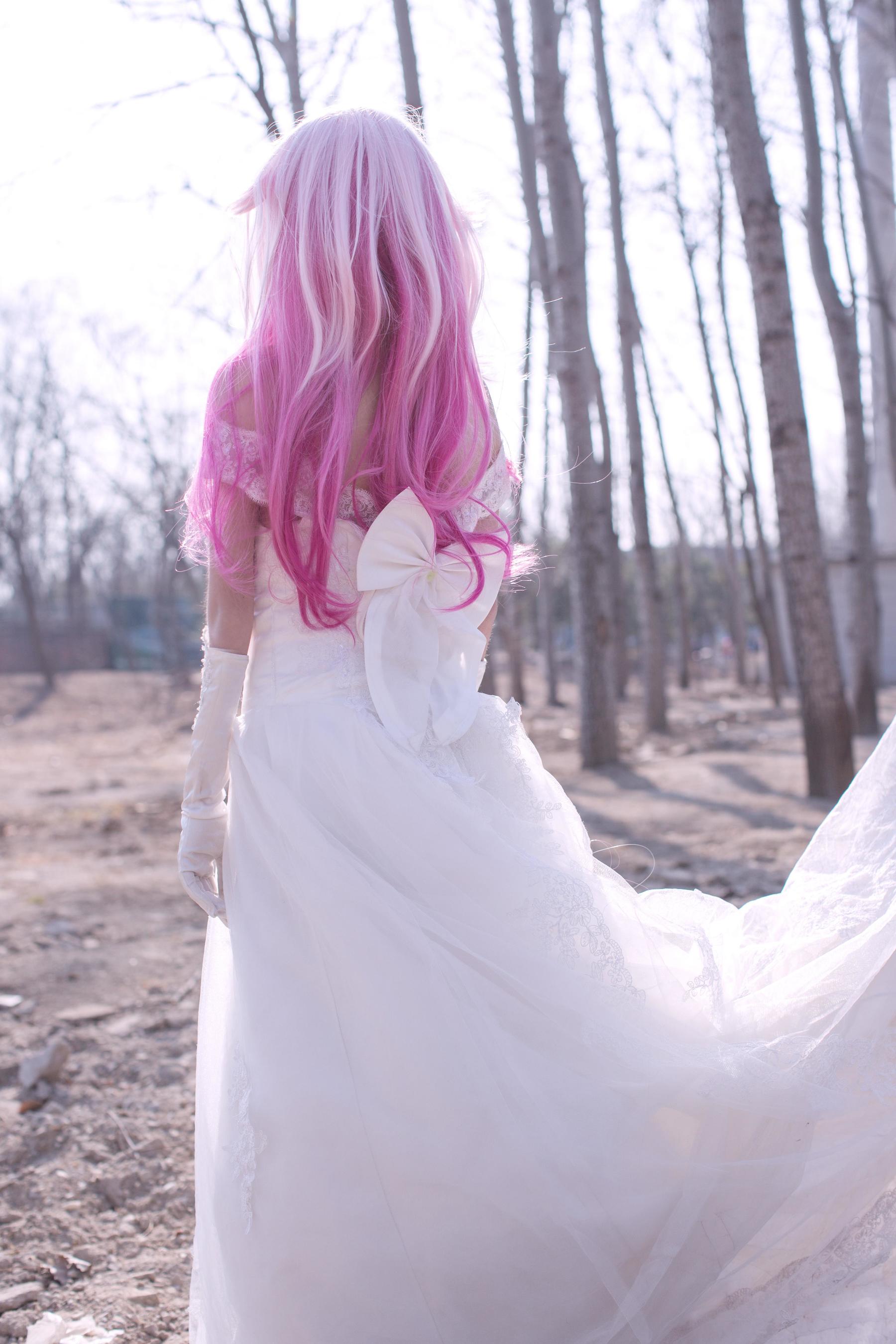 [Cosplay写真] 萌妹白易子教主 – 罪恶王冠 [6P] - 秀人网免费无水印在线套图写真