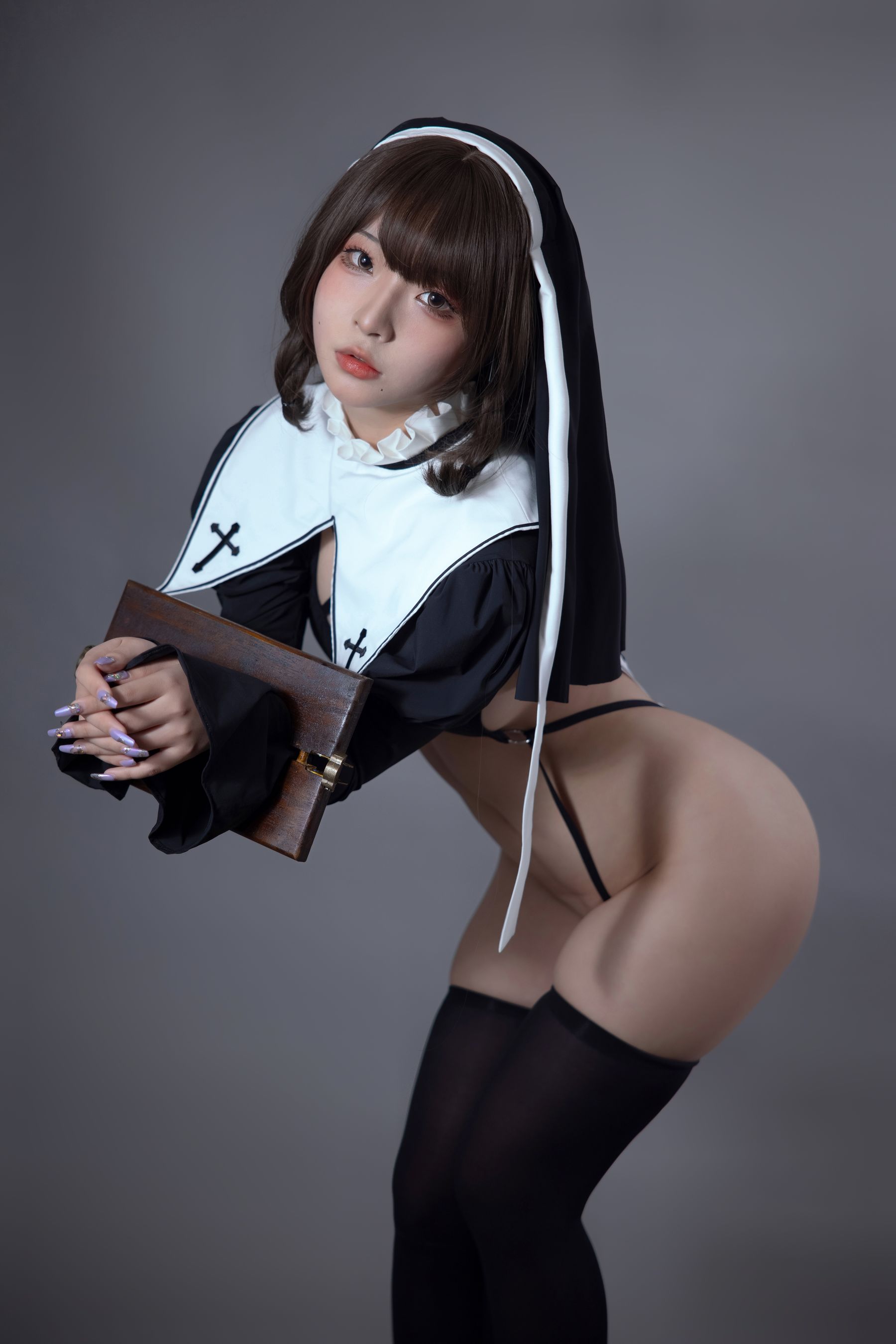 yuuhui玉汇 – 罪罚修女 [95P] - 秀人网免费无水印在线套图写真