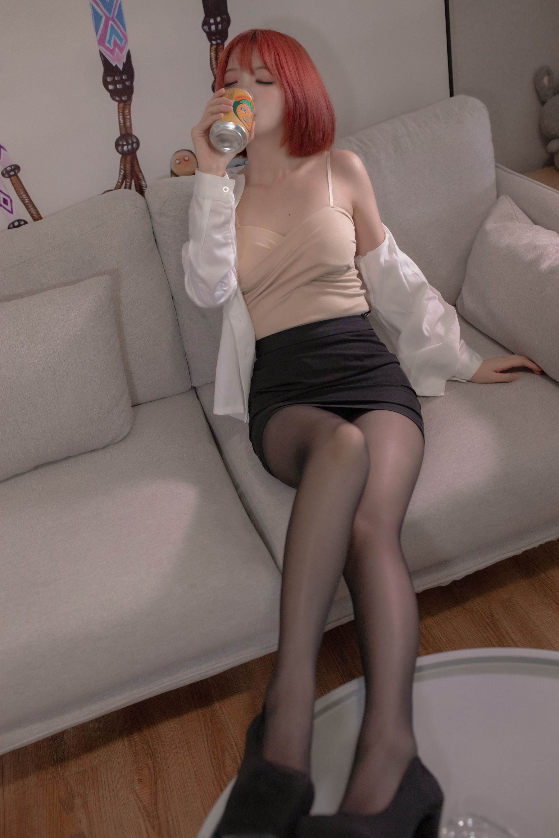 疯猫ss – OL真爱之黑丝OL [30P] - 秀人网免费无水印在线套图写真