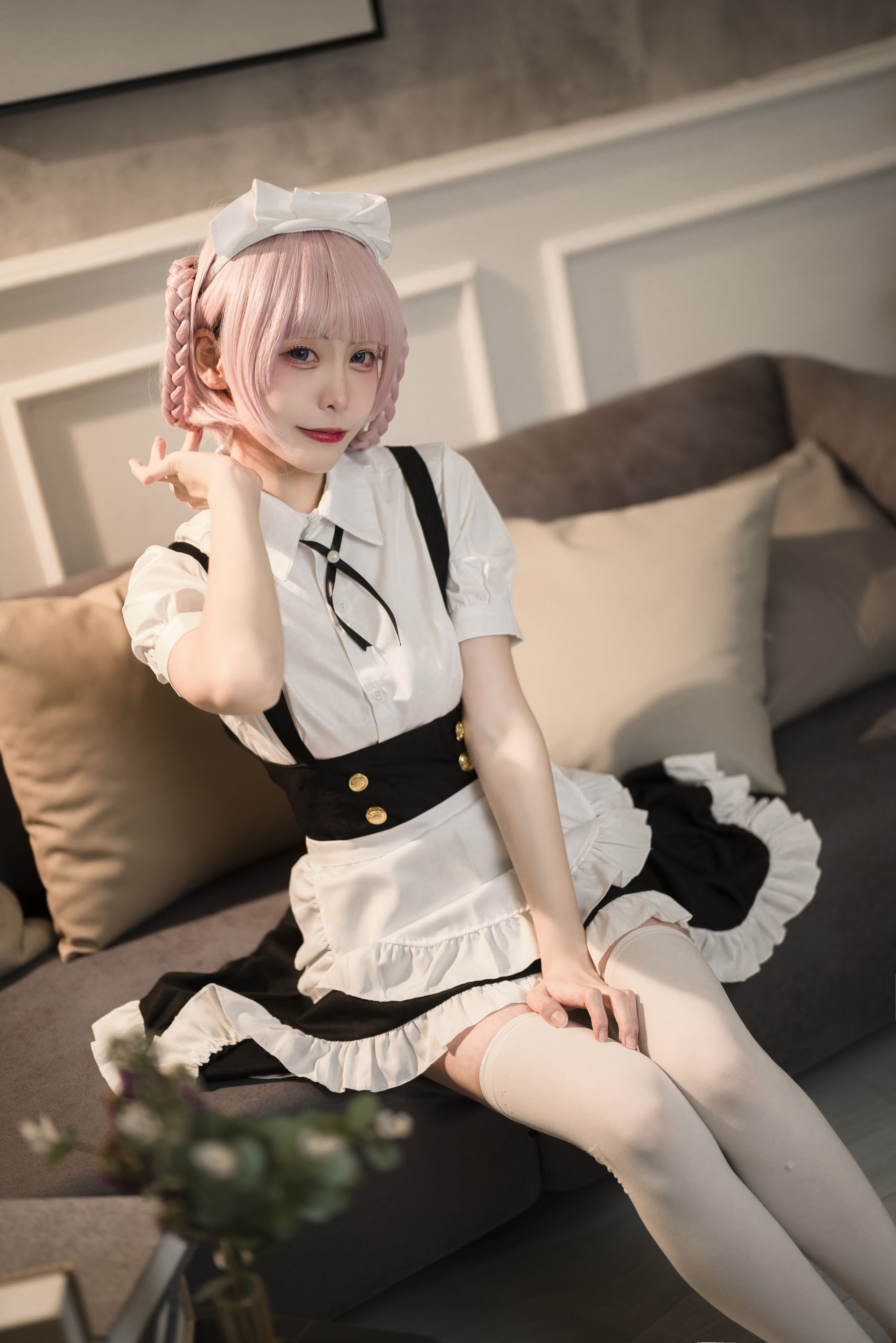 樱岛嗷 – 七草荠原皮+女仆 [37P] - 秀人网免费无水印在线套图写真