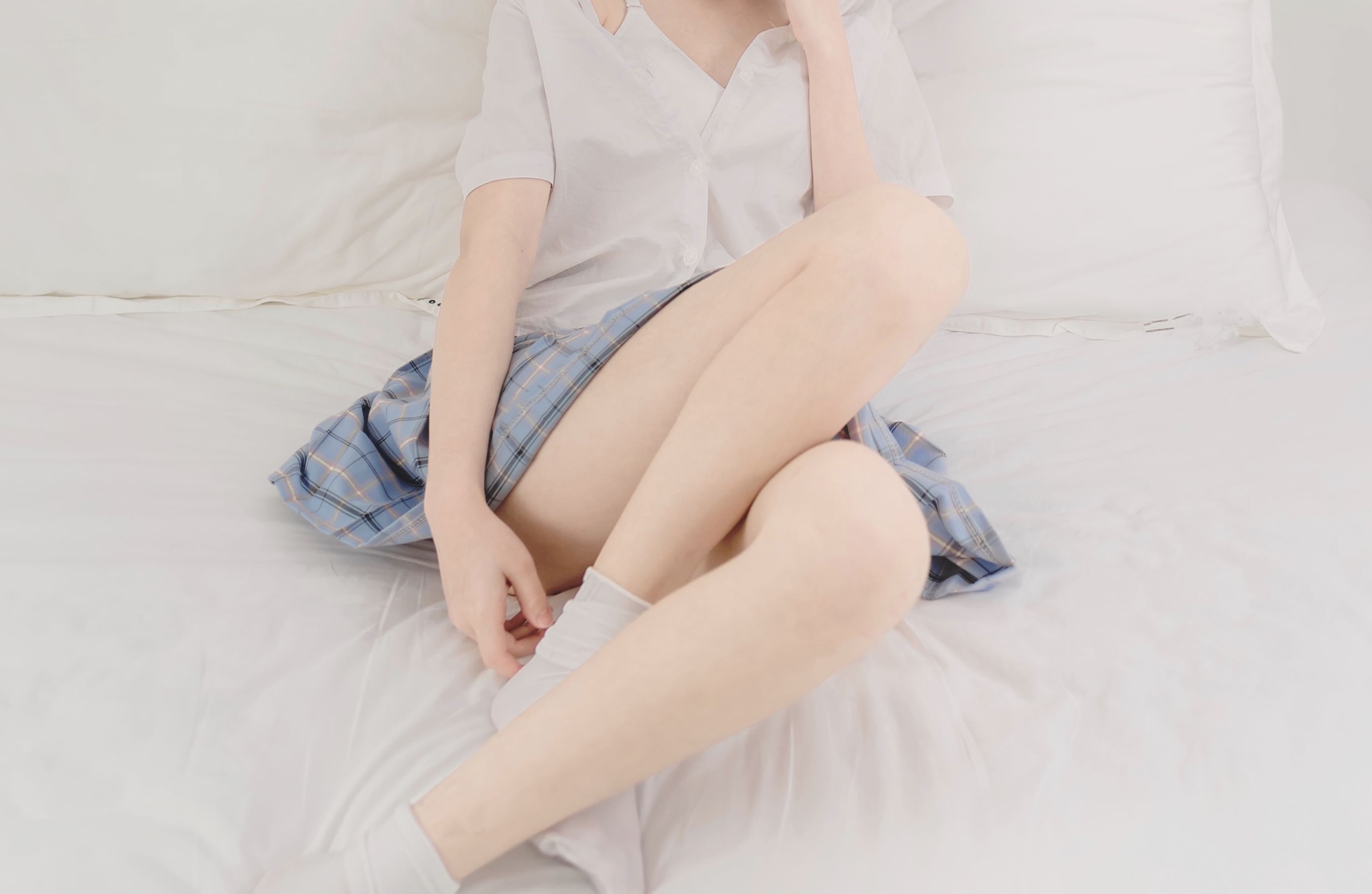 动漫博主南桃Momoko 绫波丽制服 [23P] - 秀人网免费无水印在线套图写真