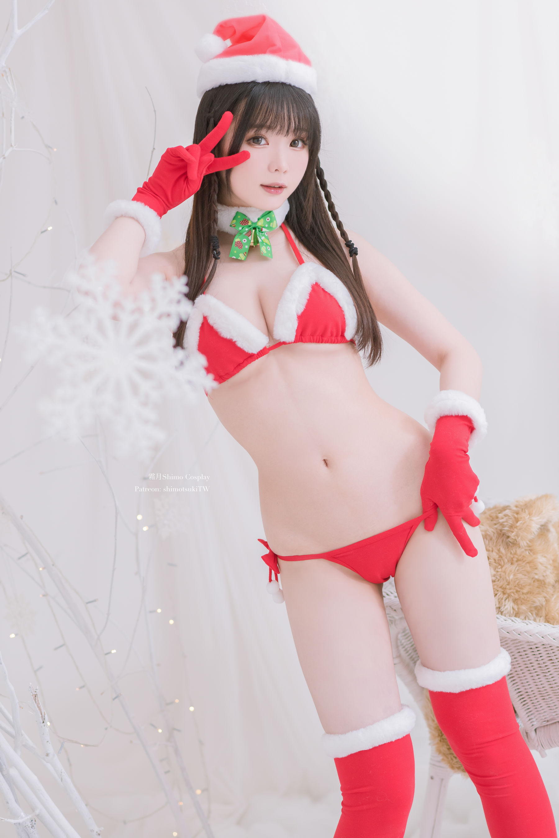 微博妹纸霜月shimo – 圣诞 [16P] - 秀人网免费无水印在线套图写真